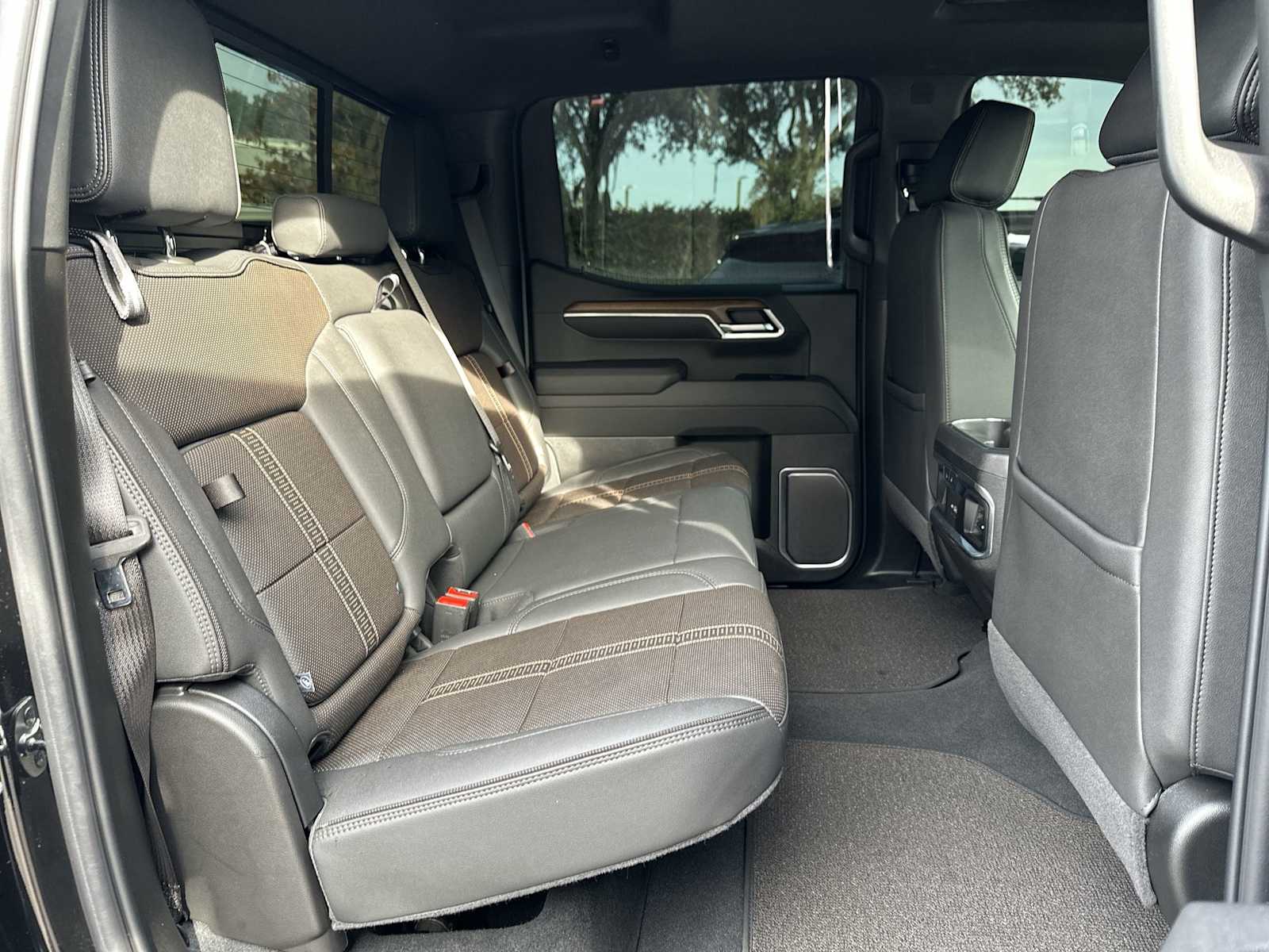 Thumbnail: 2025 Chevrolet Silverado 1500 - 19