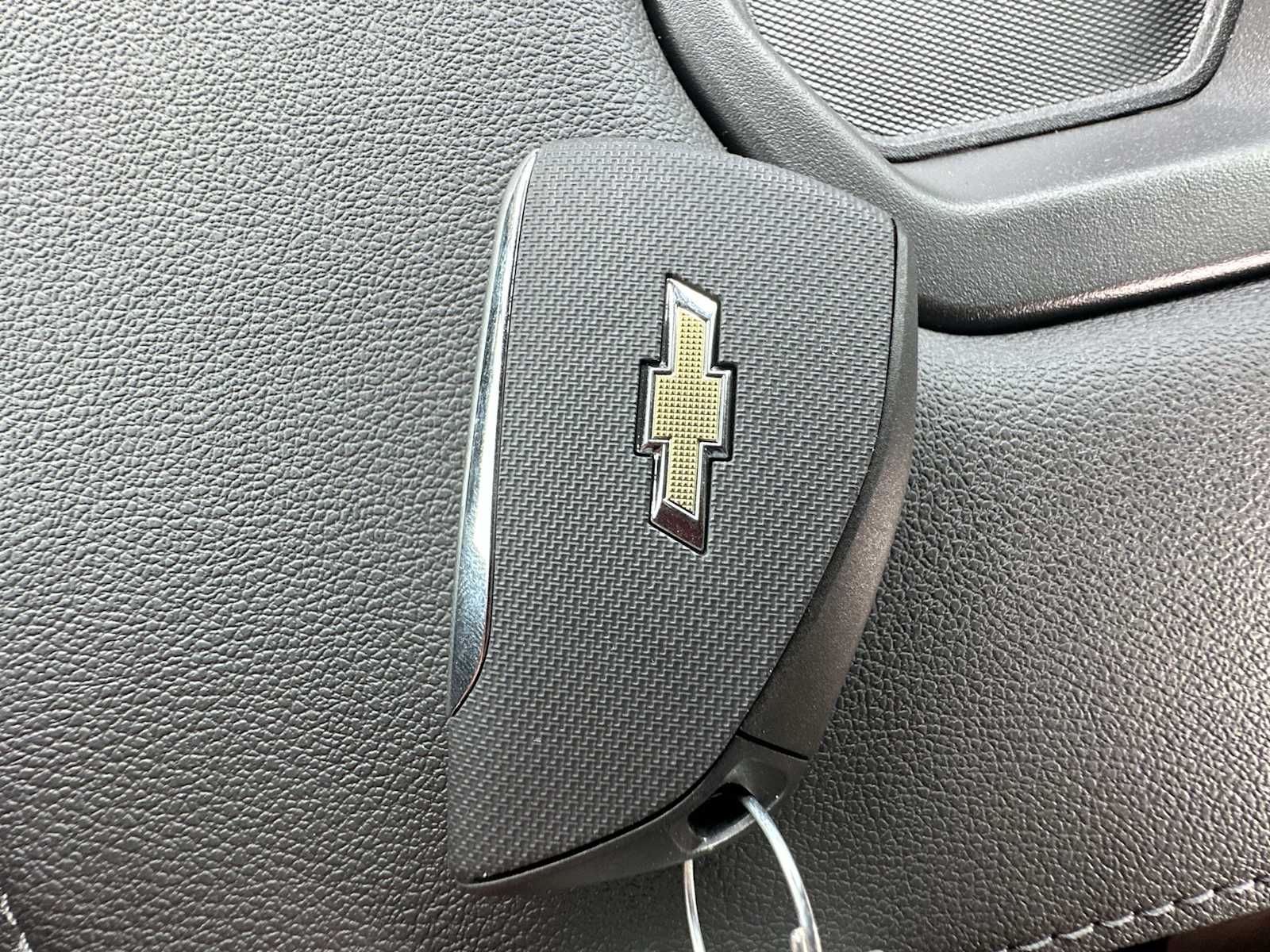 Thumbnail: 2025 Chevrolet Silverado 2500 - 26