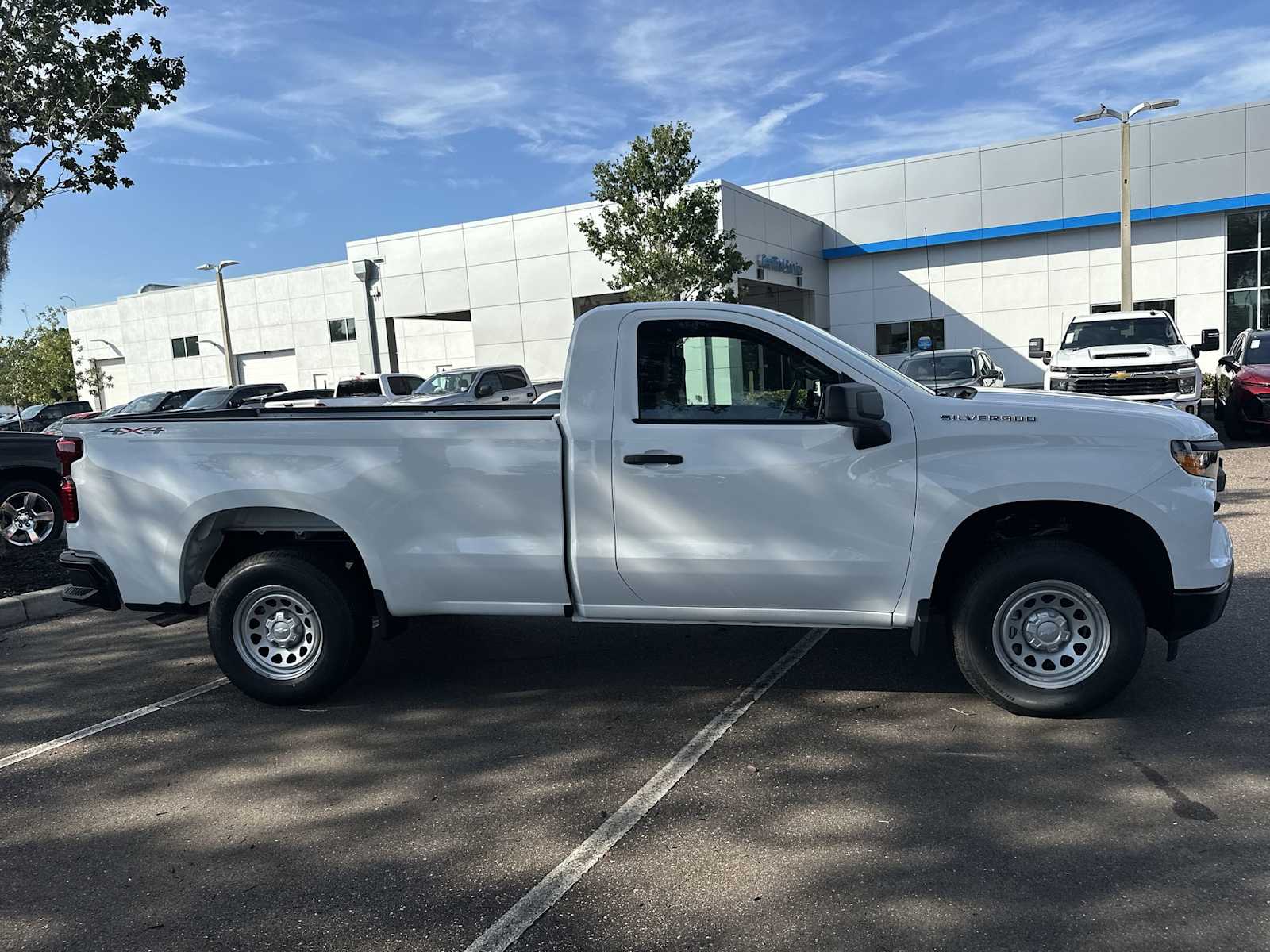 Thumbnail: 2025 Chevrolet Silverado 1500 - 7