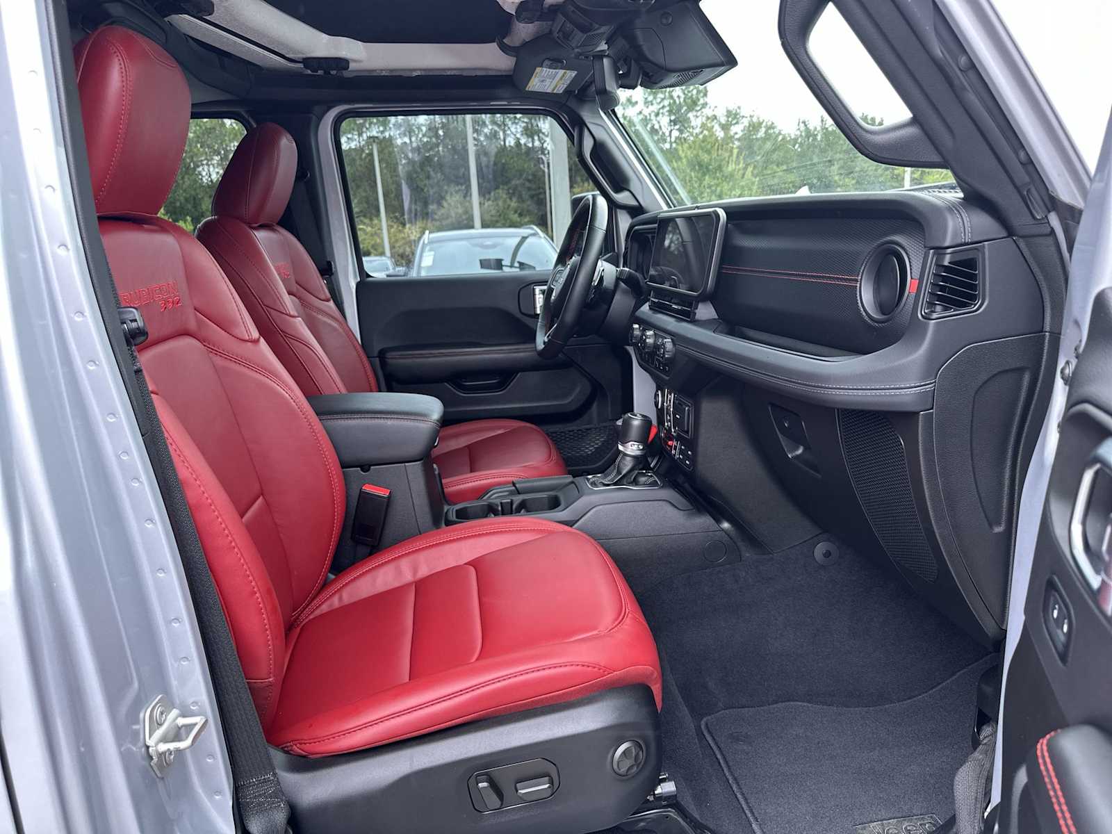 Thumbnail: 2024 Jeep Wrangler - 19