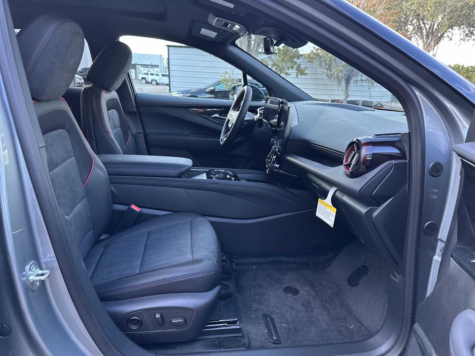 Thumbnail: 2026 Chevrolet Blazer EV - 19