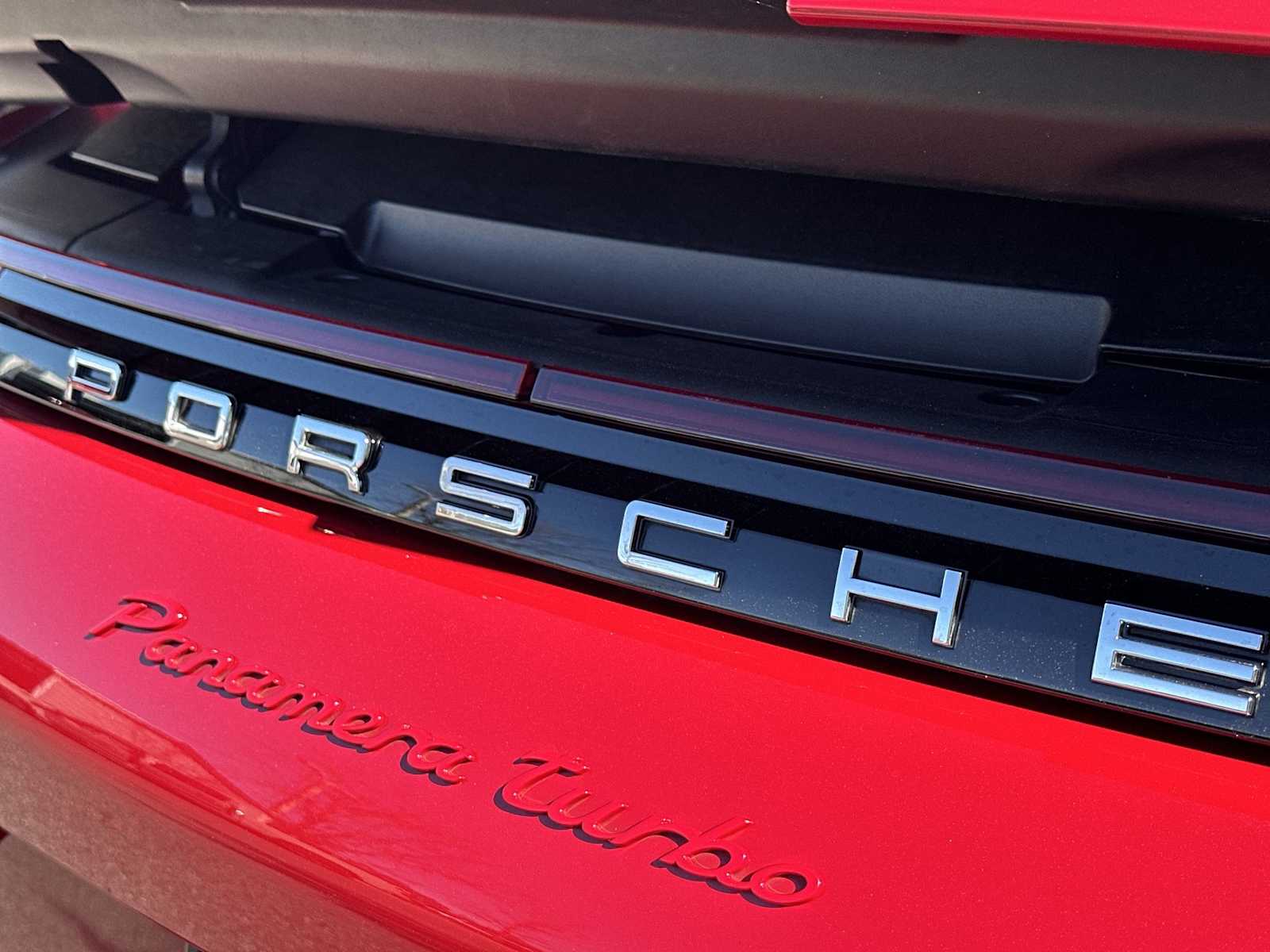 Thumbnail: 2018 Porsche Panamera - 10