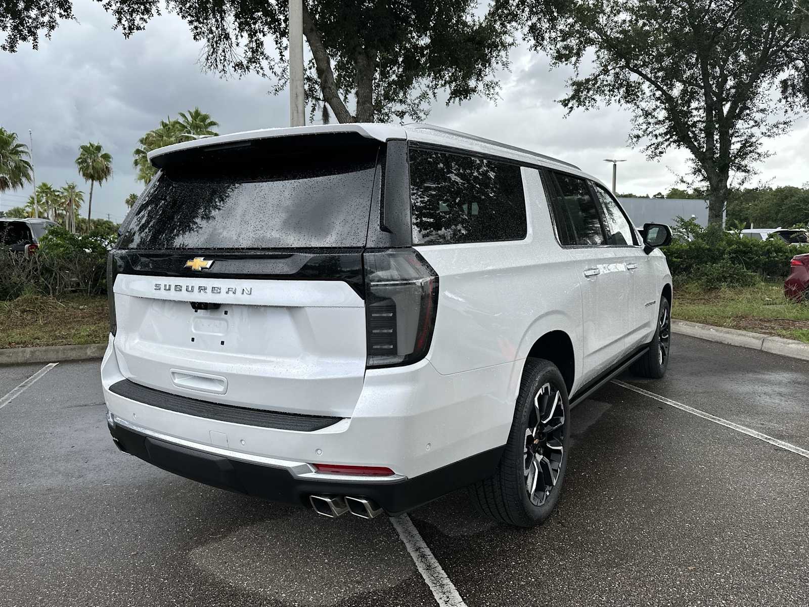 Thumbnail: 2025 Chevrolet Suburban - 6