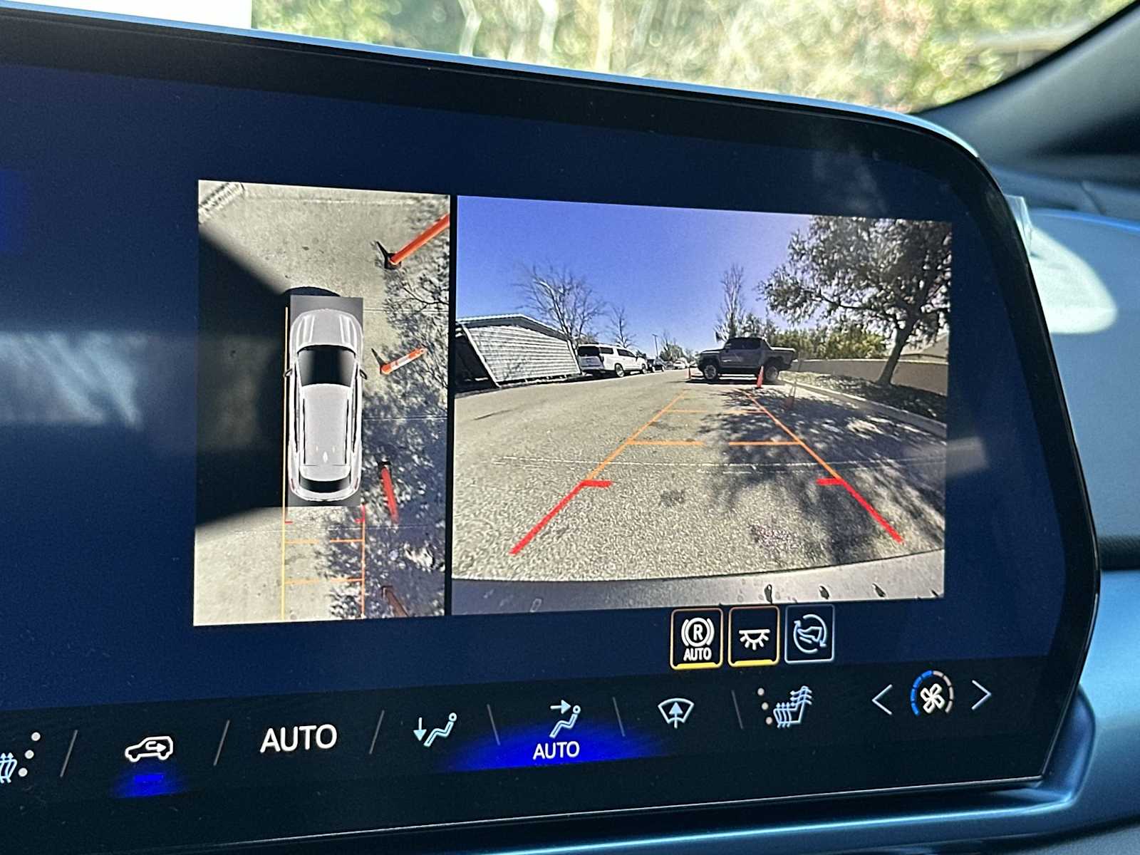 Thumbnail: 2026 Chevrolet Equinox - 22