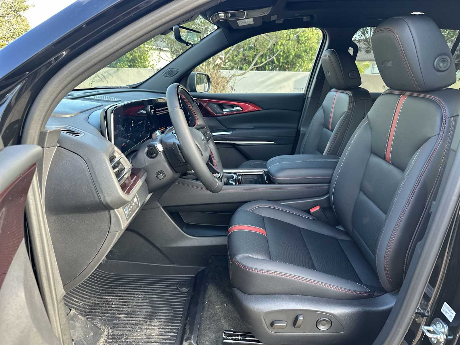 Thumbnail: 2026 Chevrolet Traverse - 15