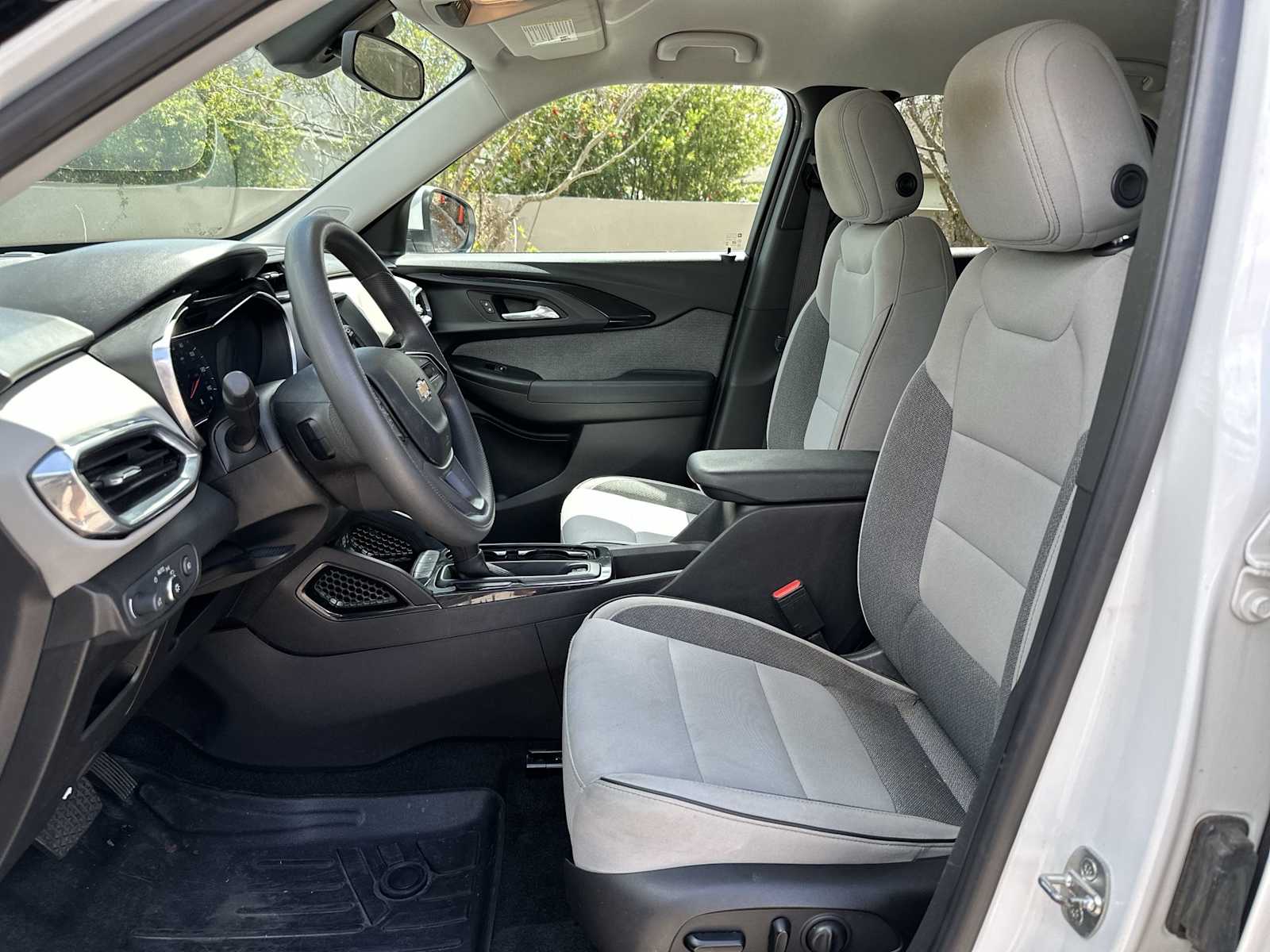 Thumbnail: 2021 Chevrolet TrailBlazer - 15