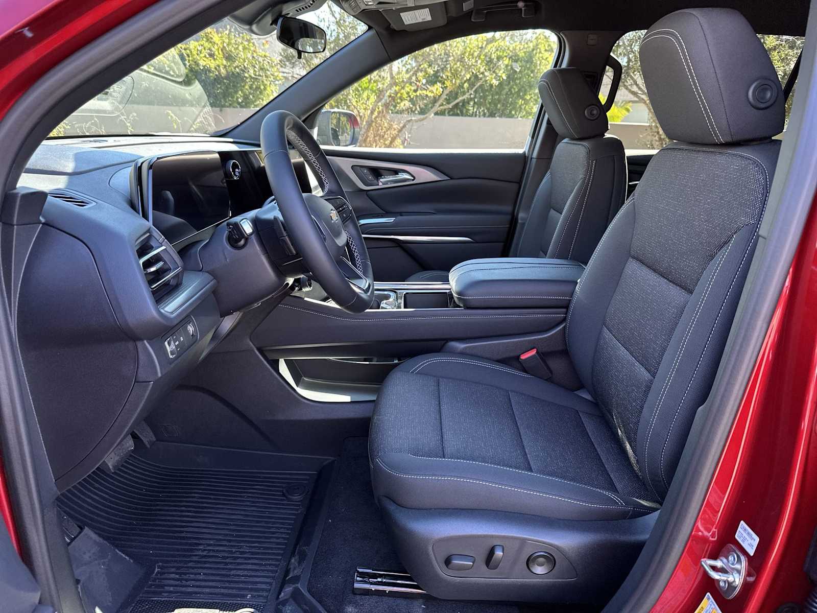 Thumbnail: 2026 Chevrolet Traverse - 15