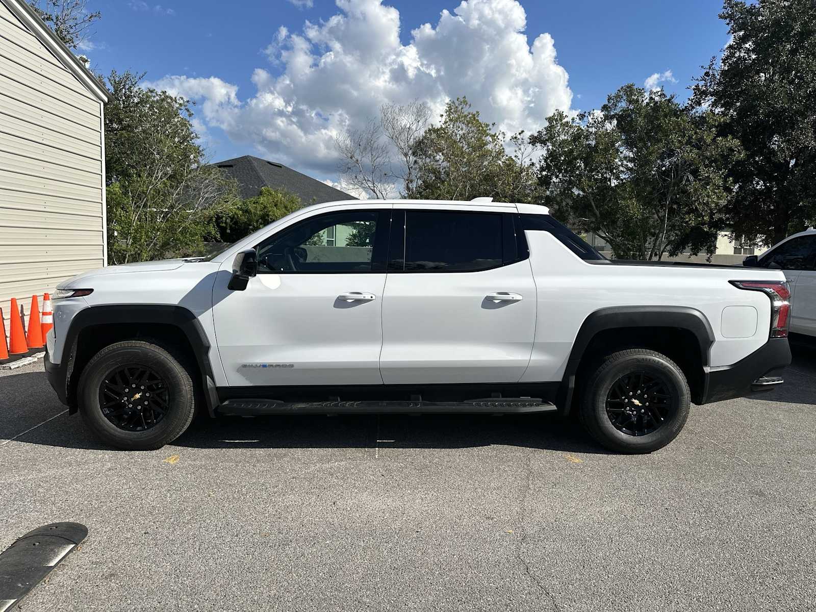 Thumbnail: 2026 Chevrolet Silverado EV - 3