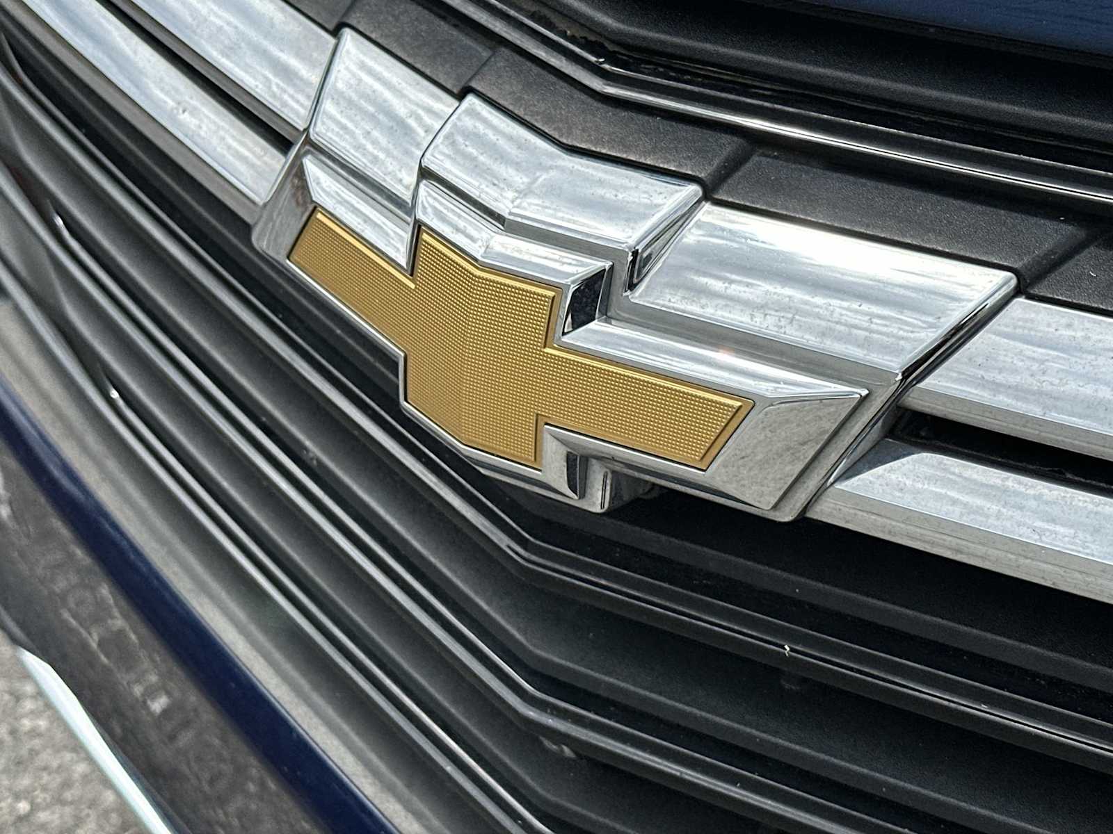 Thumbnail: 2022 Chevrolet Equinox - 10