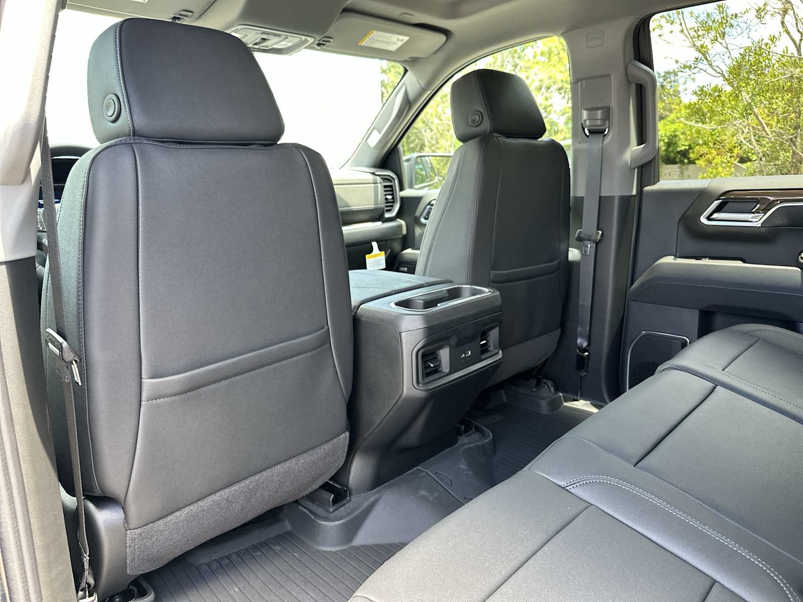 Thumbnail: 2026 Chevrolet Silverado 1500 - 16