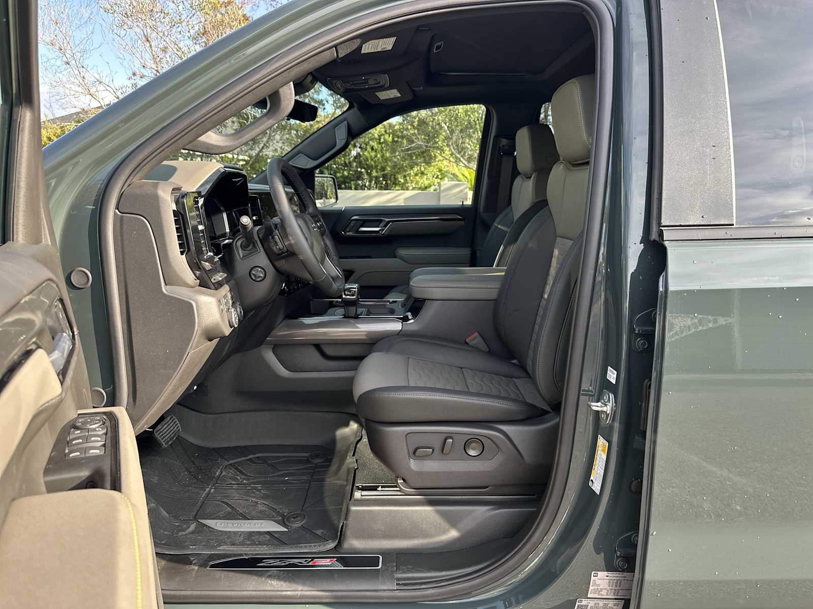 Thumbnail: 2026 Chevrolet Silverado 1500 - 2