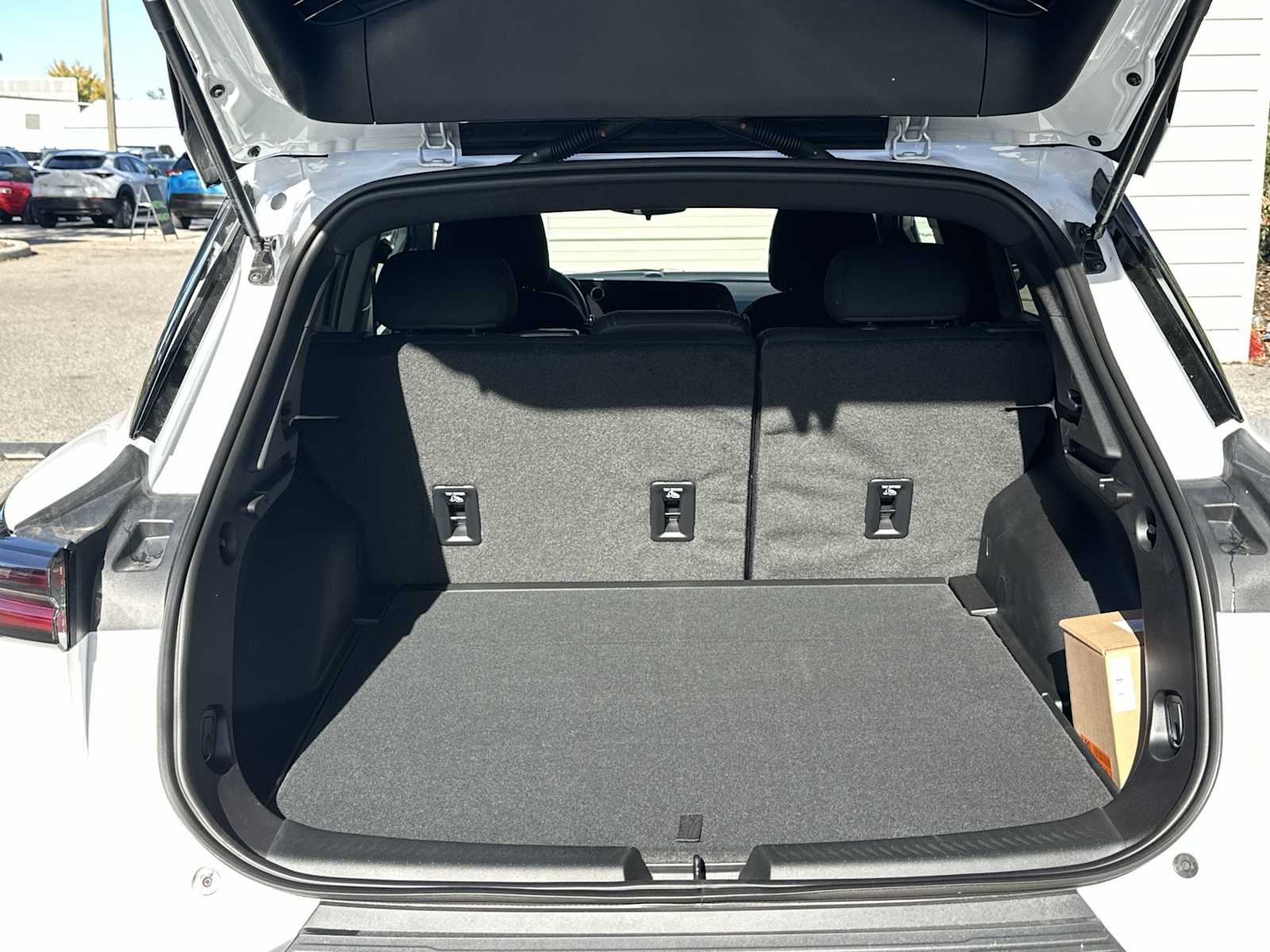 Thumbnail: 2026 Chevrolet Equinox - 10