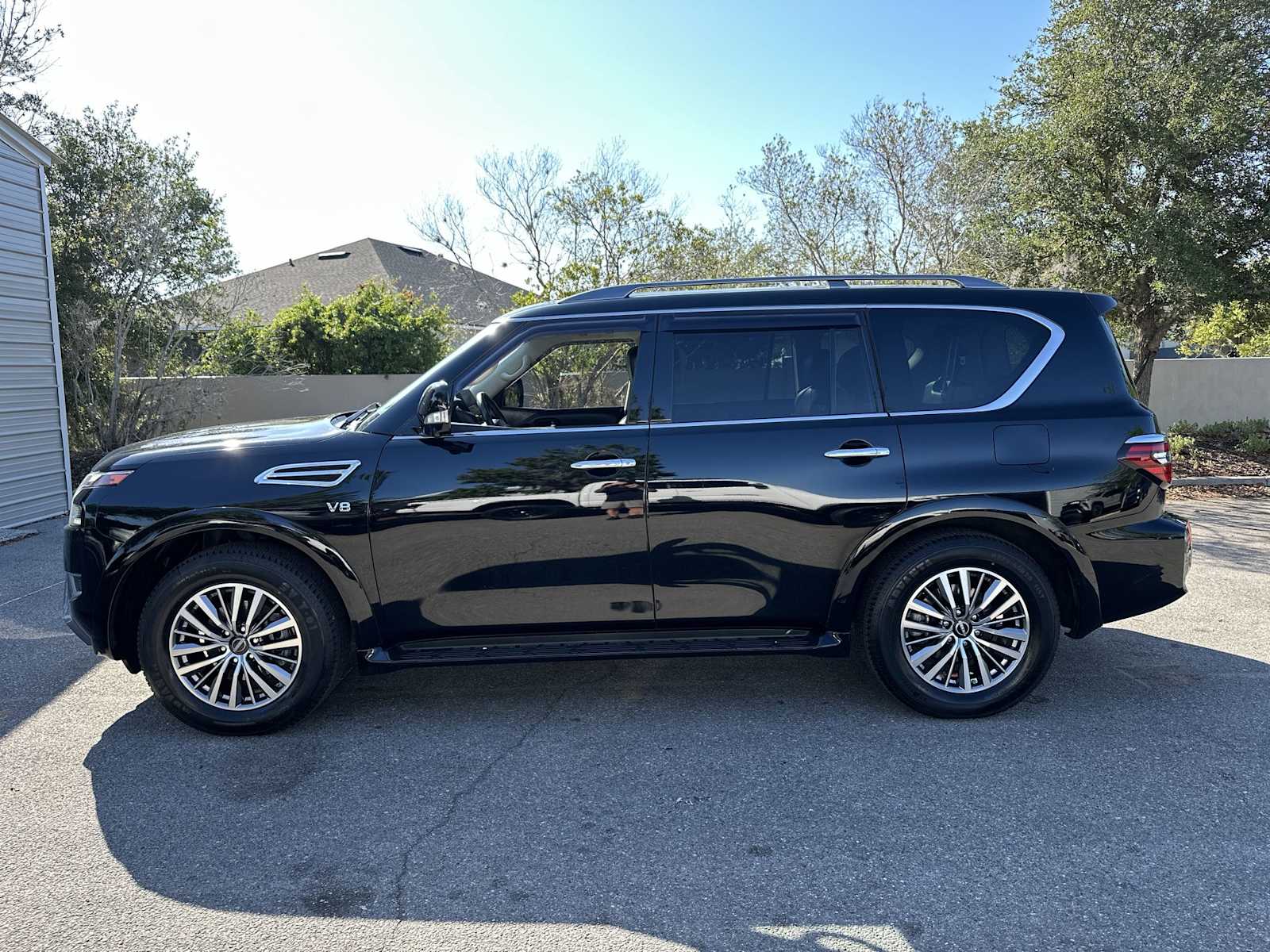 Thumbnail: 2021 Nissan Armada - 3