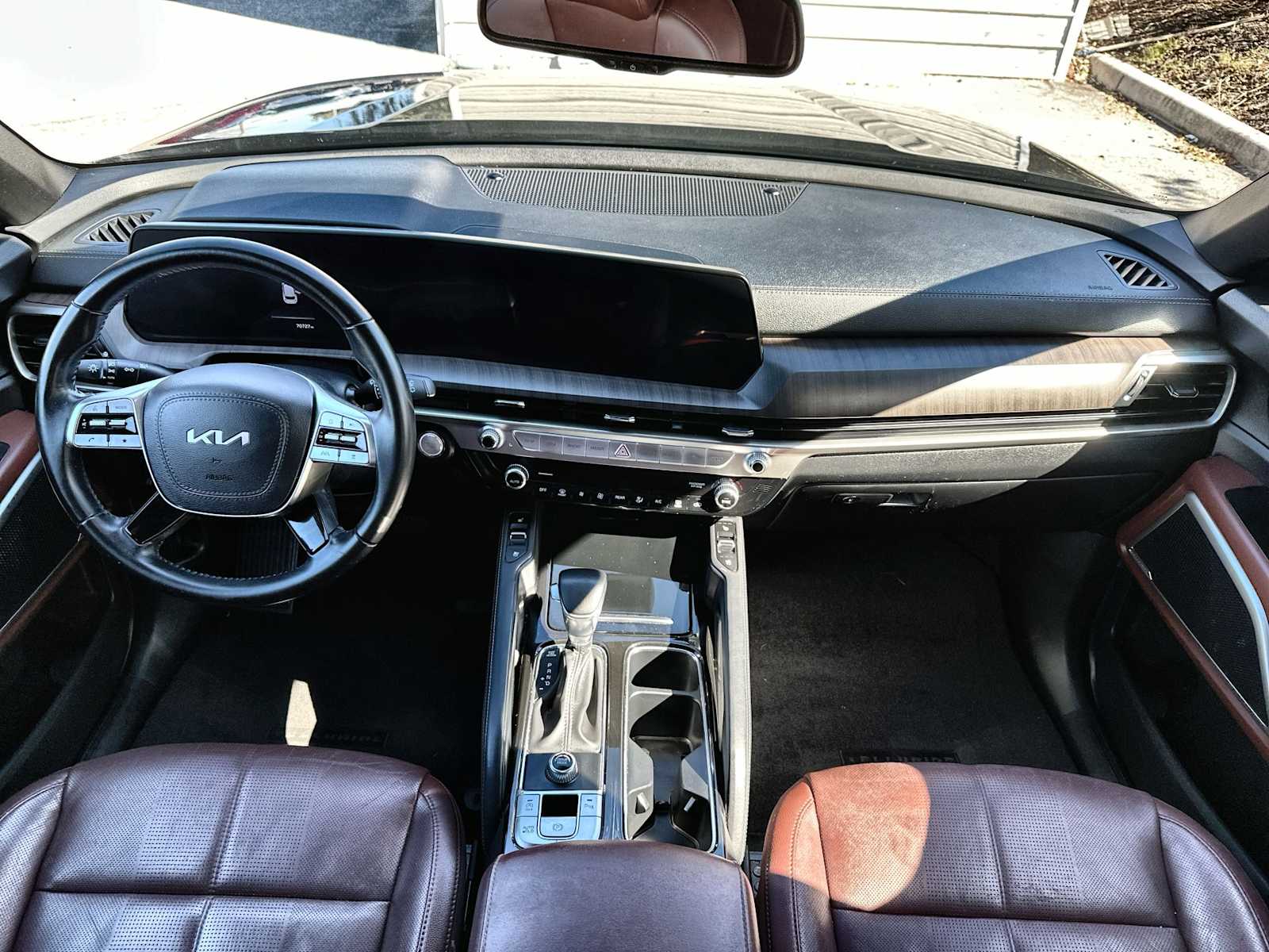 Thumbnail: 2023 Kia Telluride - 14