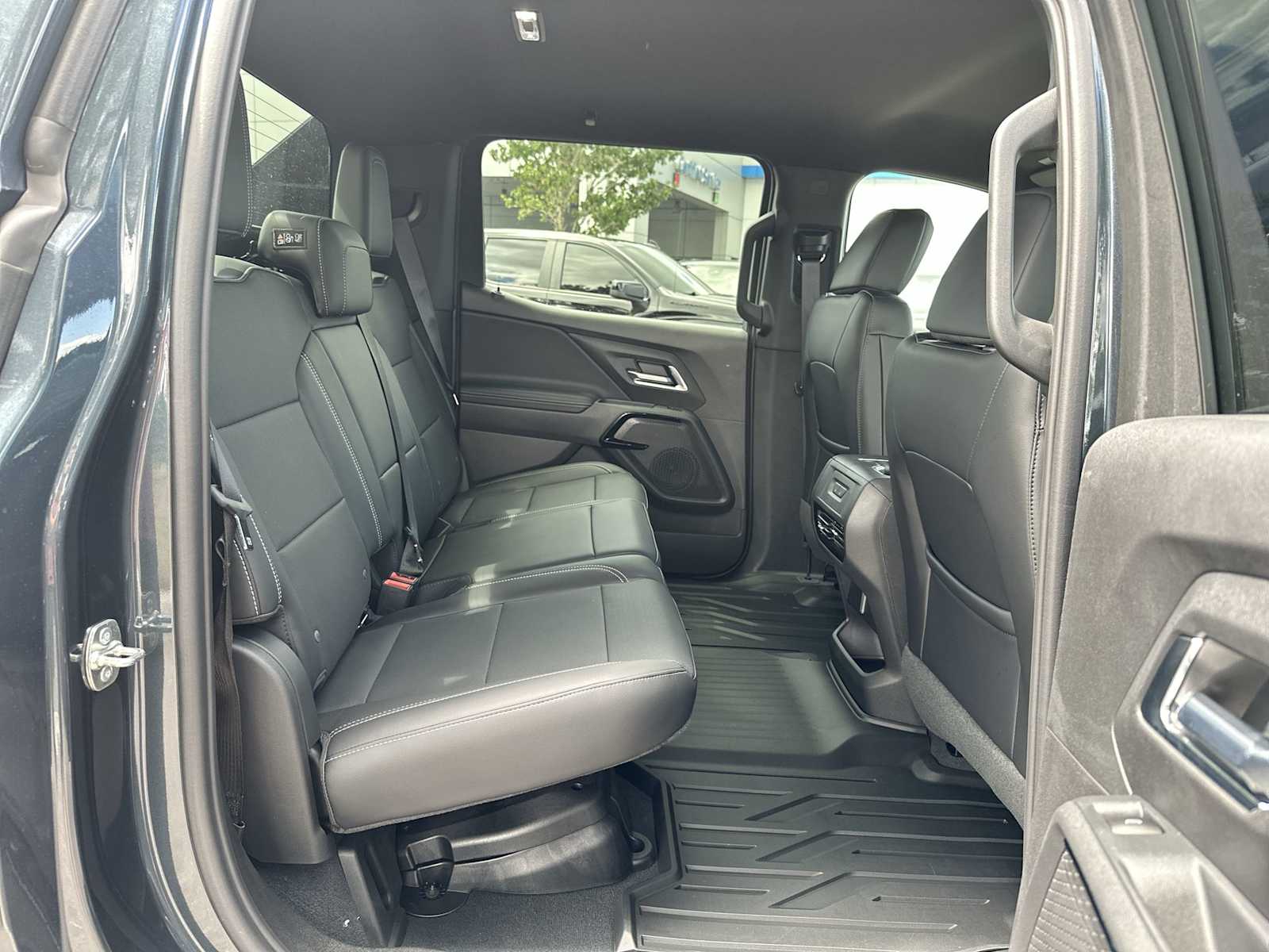 Thumbnail: 2026 Chevrolet Silverado EV - 18