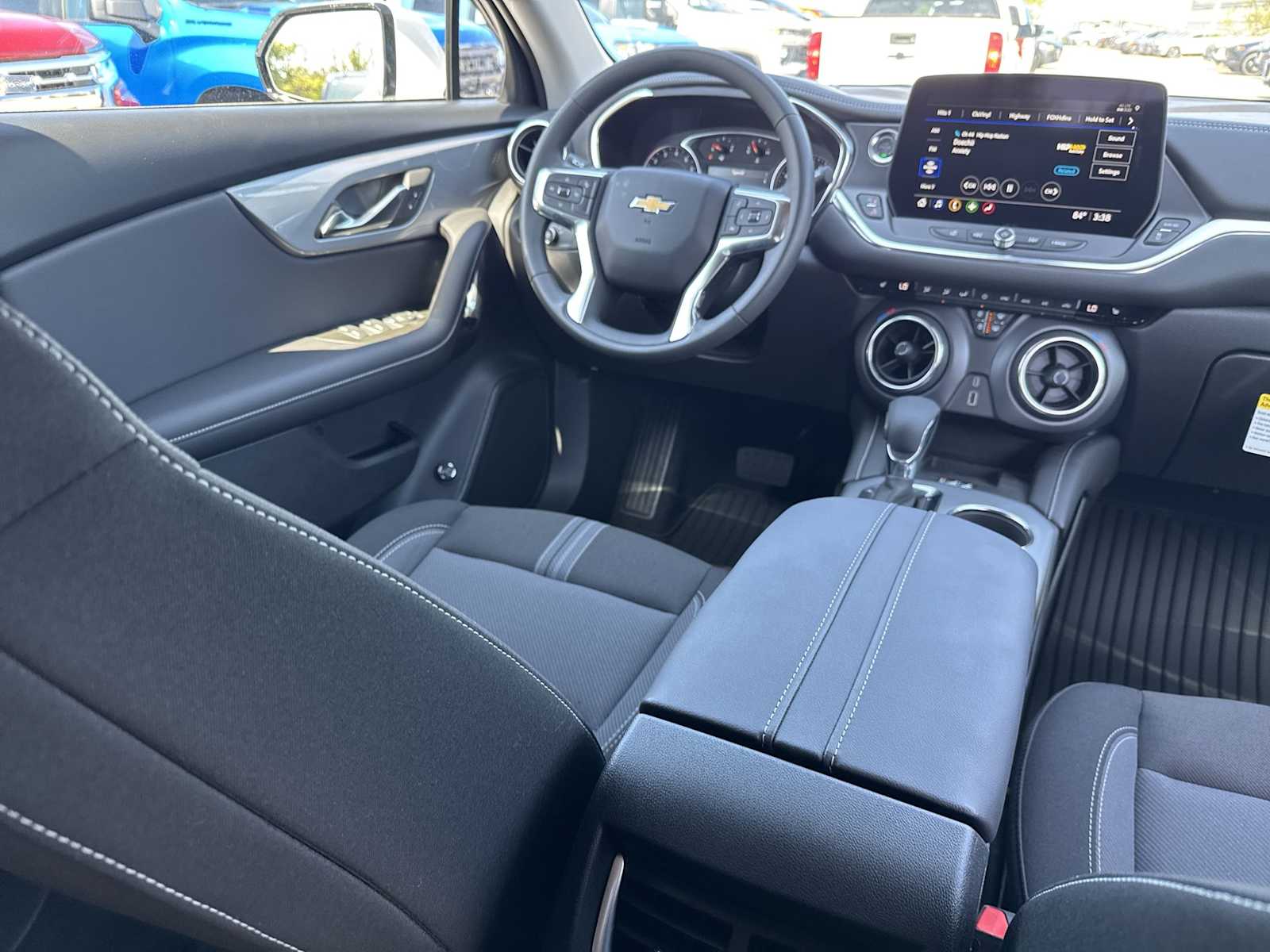 Thumbnail: 2025 Chevrolet Blazer - 15