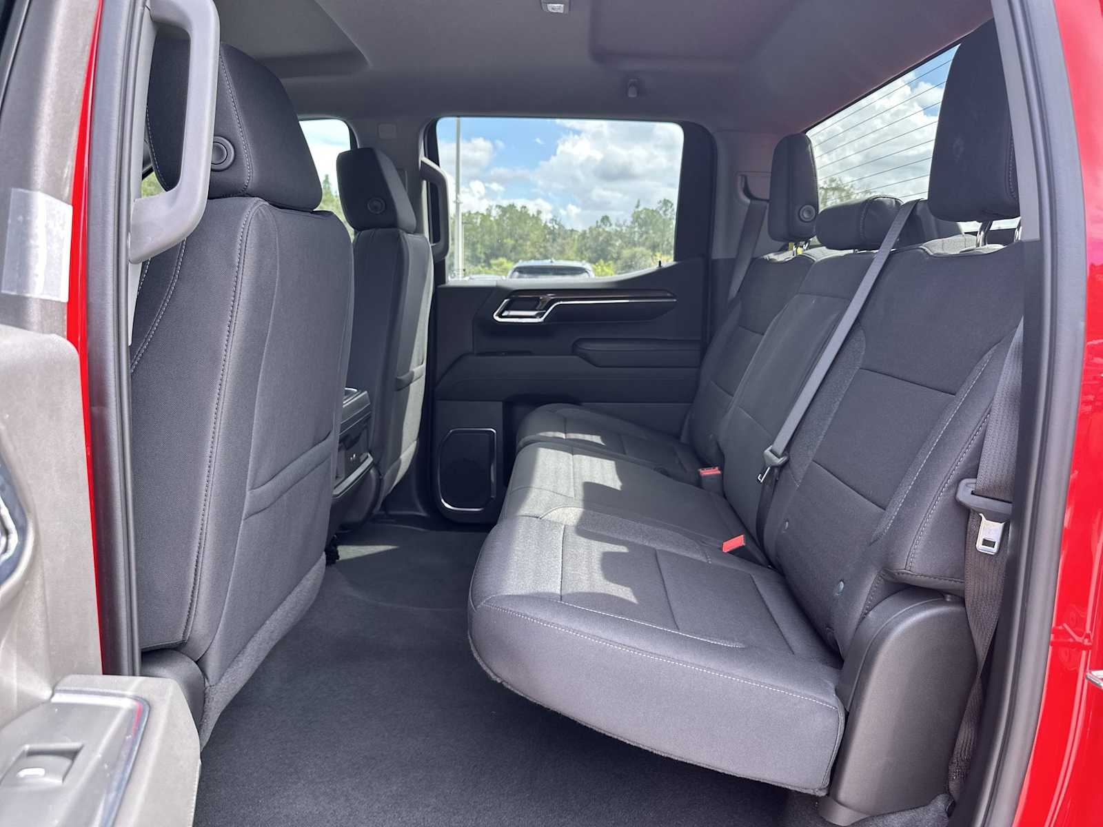 Thumbnail: 2024 Chevrolet Silverado 1500 - 17