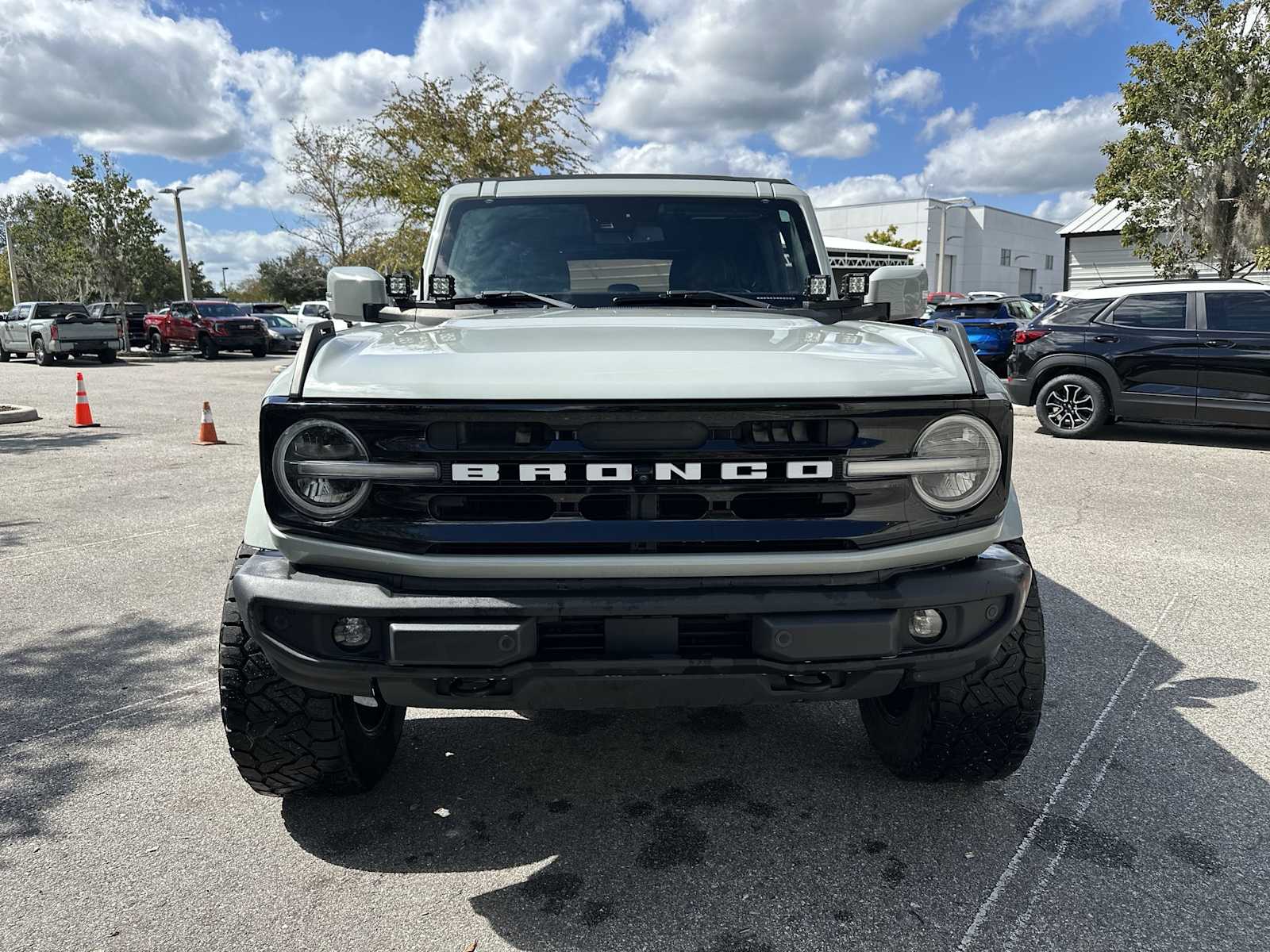 Thumbnail: 2023 Ford Bronco - 9