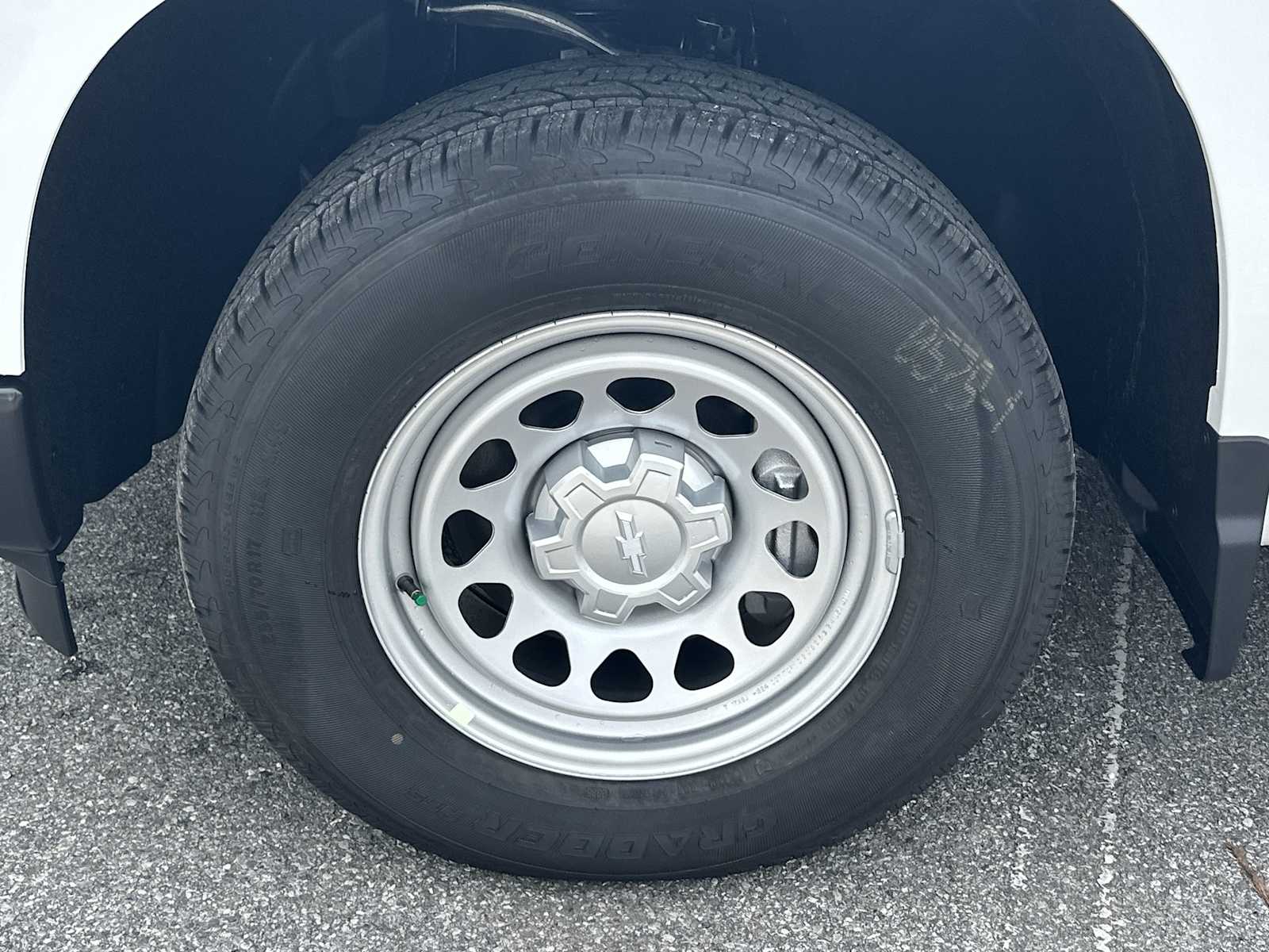 Thumbnail: 2026 Chevrolet Silverado 1500 - 12