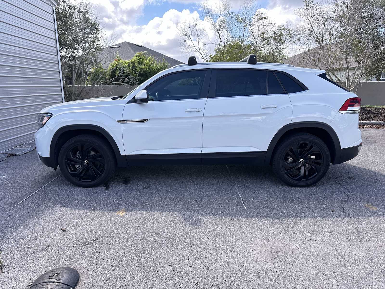Thumbnail: 2022 Volkswagen Atlas - 3