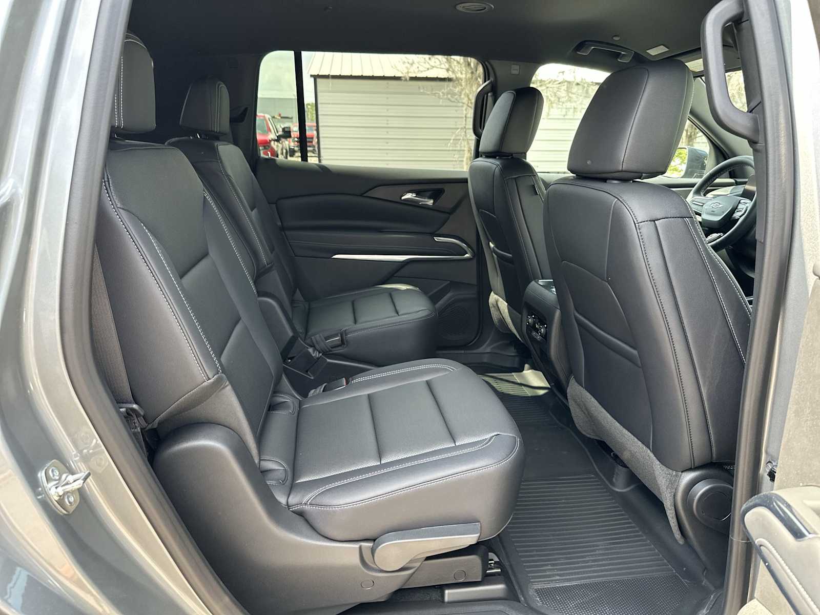 Thumbnail: 2026 Chevrolet Traverse - 18