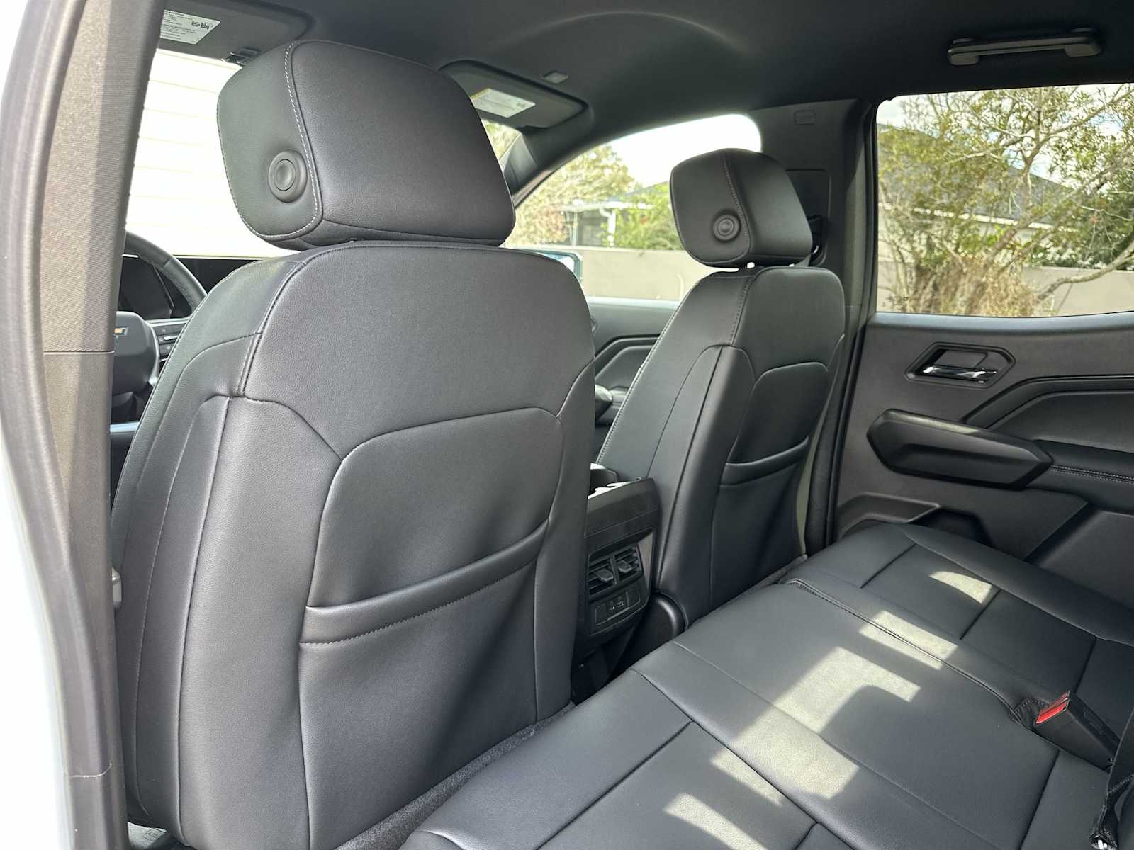 Thumbnail: 2026 Chevrolet Colorado - 16