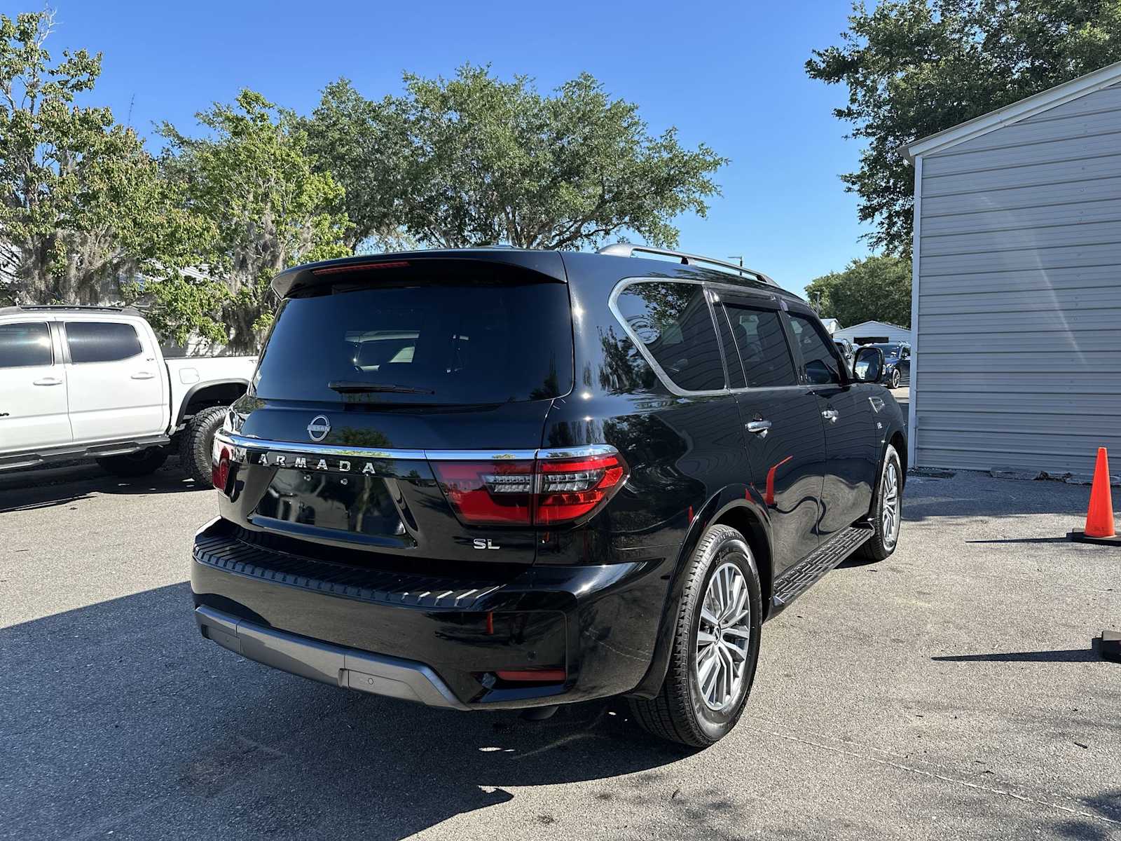Thumbnail: 2021 Nissan Armada - 6
