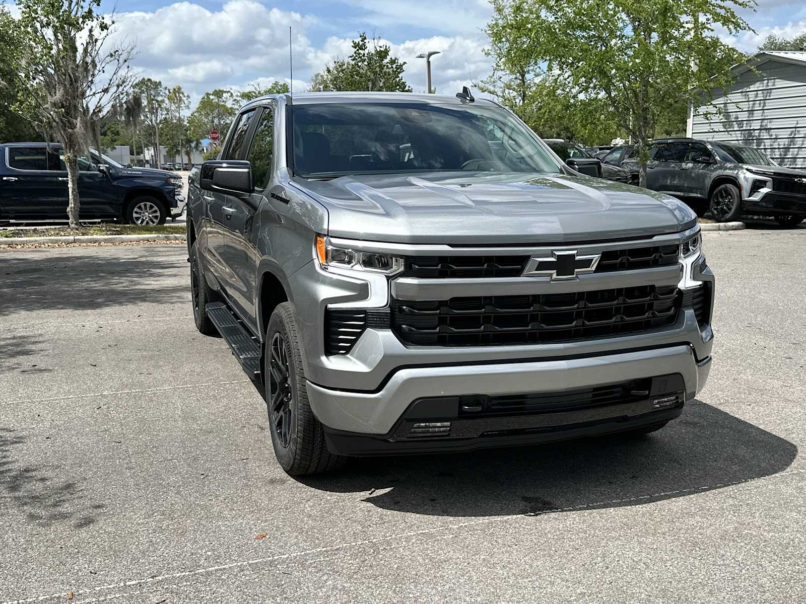 Thumbnail: 2026 Chevrolet Silverado 1500 - 8