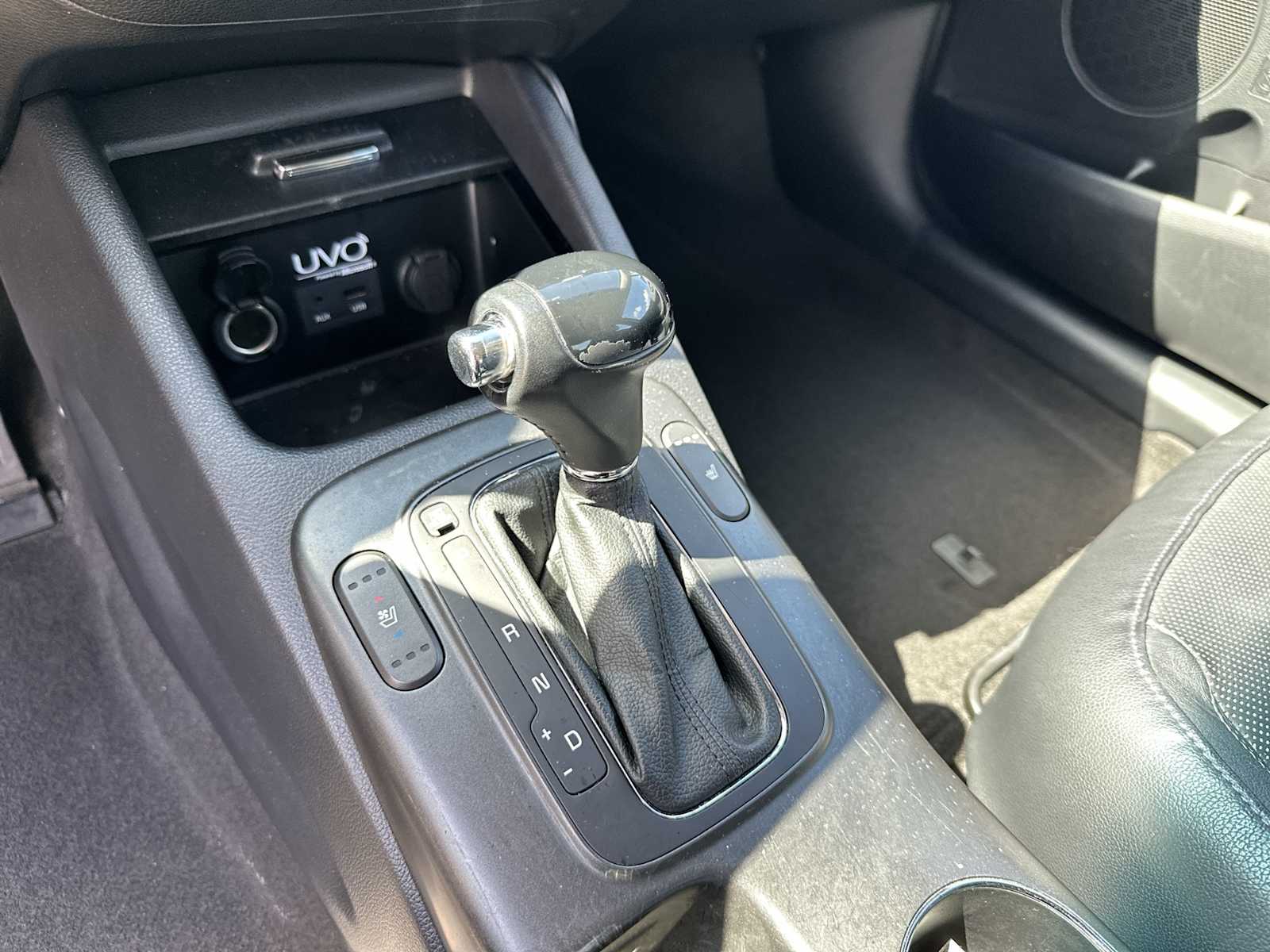 Thumbnail: 2015 Kia Forte - 23