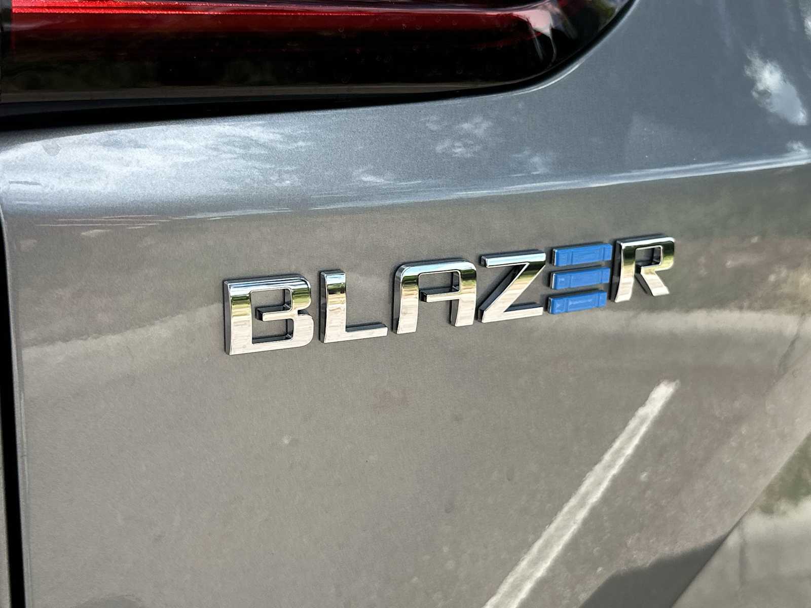 Thumbnail: 2025 Chevrolet Blazer EV - 8