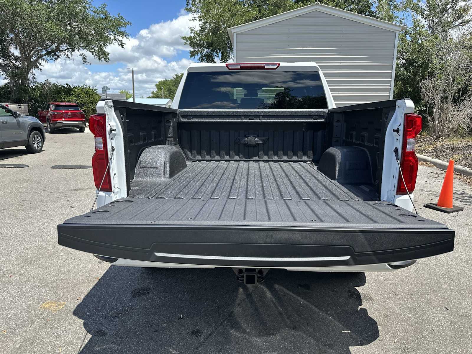 Thumbnail: 2026 Chevrolet Silverado 1500 - 25