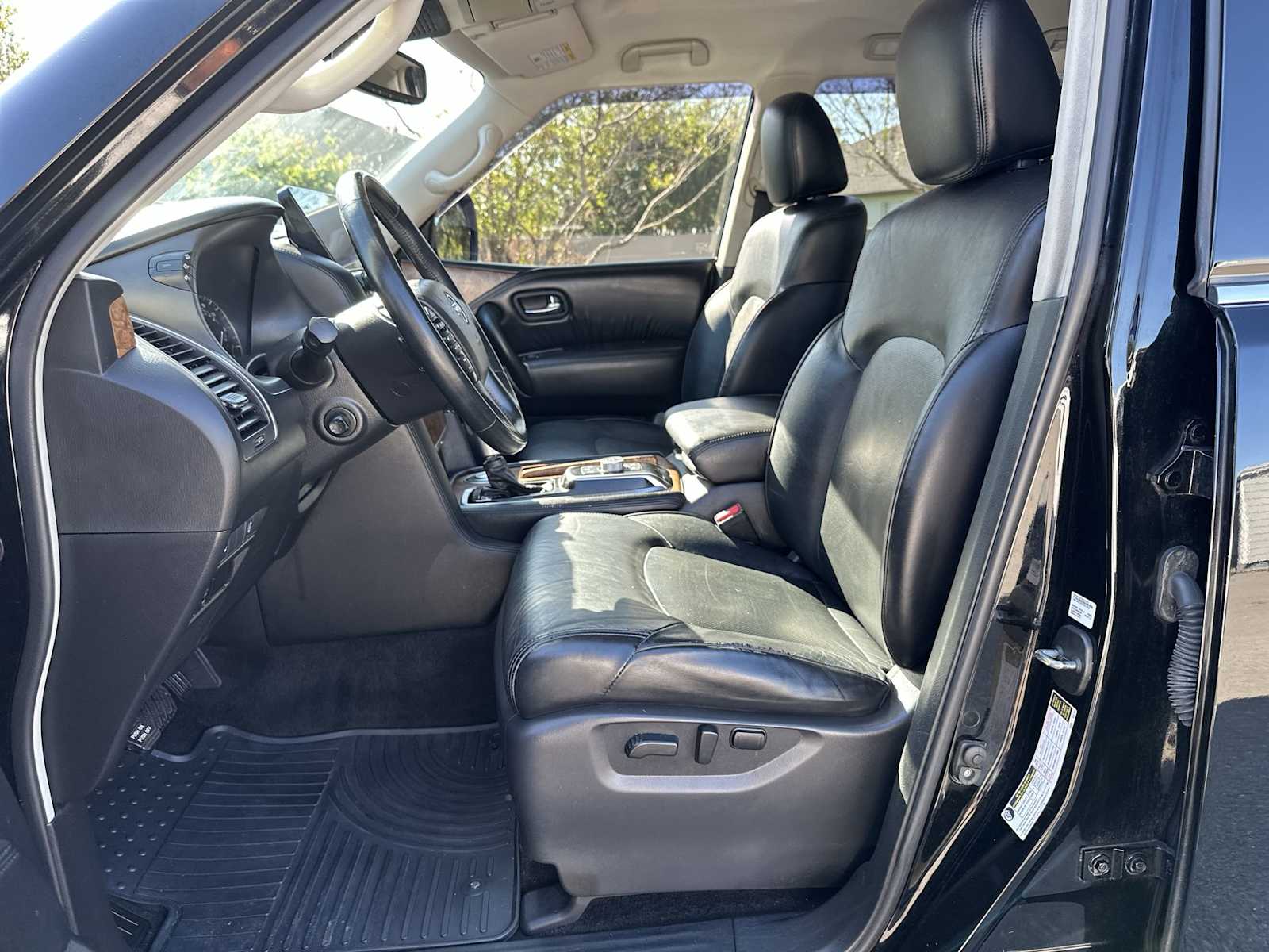 Thumbnail: 2021 Nissan Armada - 15