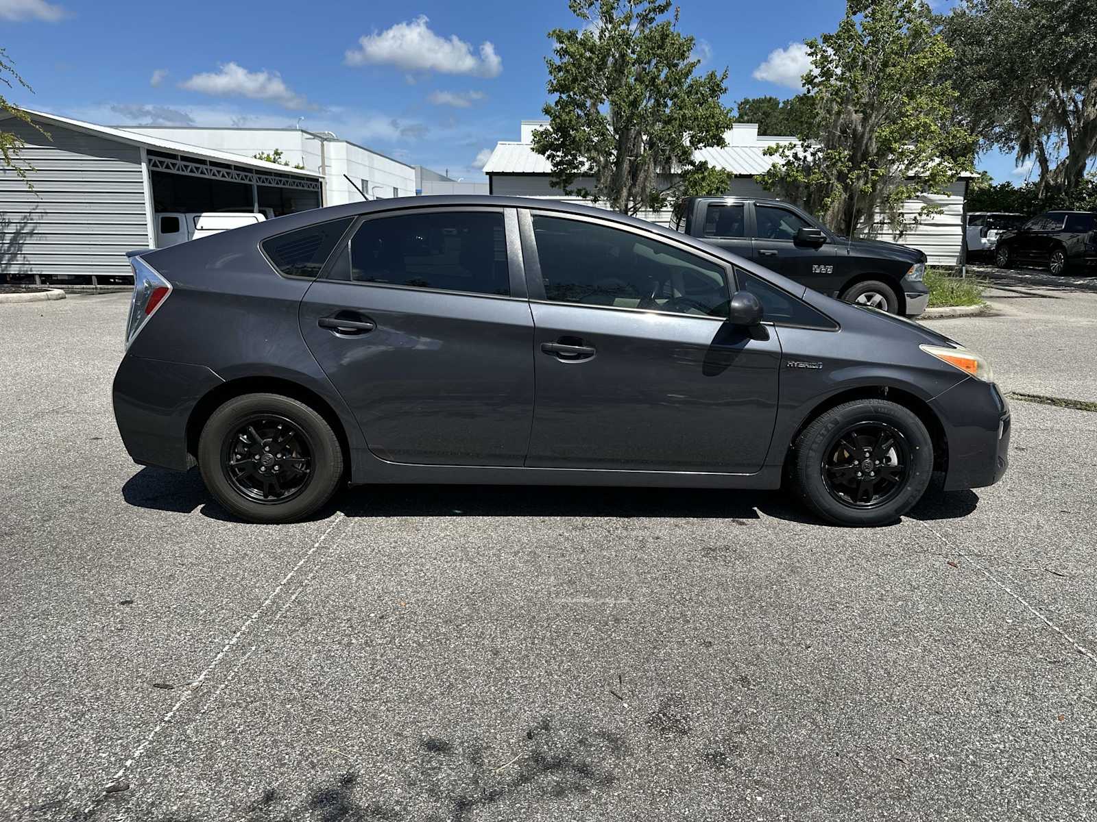 Thumbnail: 2013 Toyota Prius - 6
