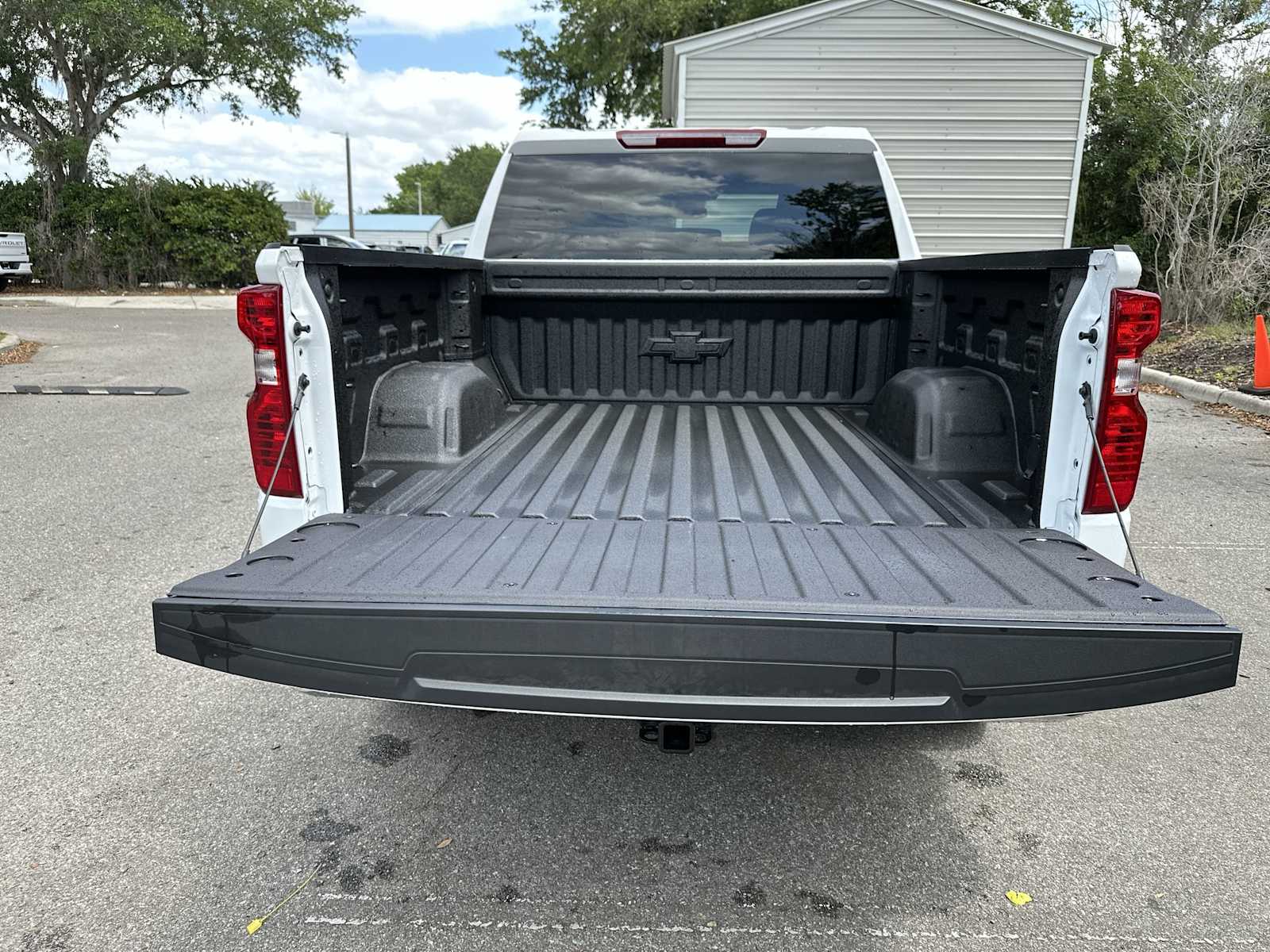 Thumbnail: 2026 Chevrolet Silverado 1500 - 25