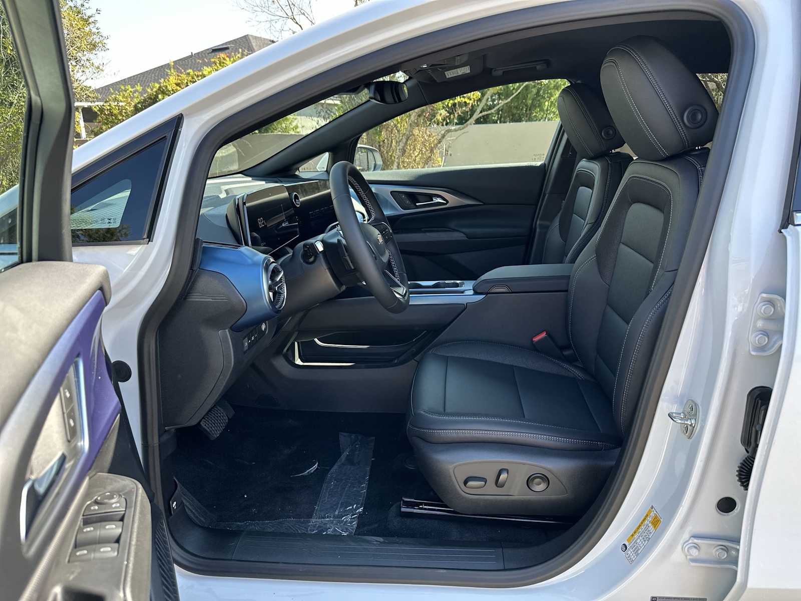 Thumbnail: 2026 Chevrolet Equinox - 2