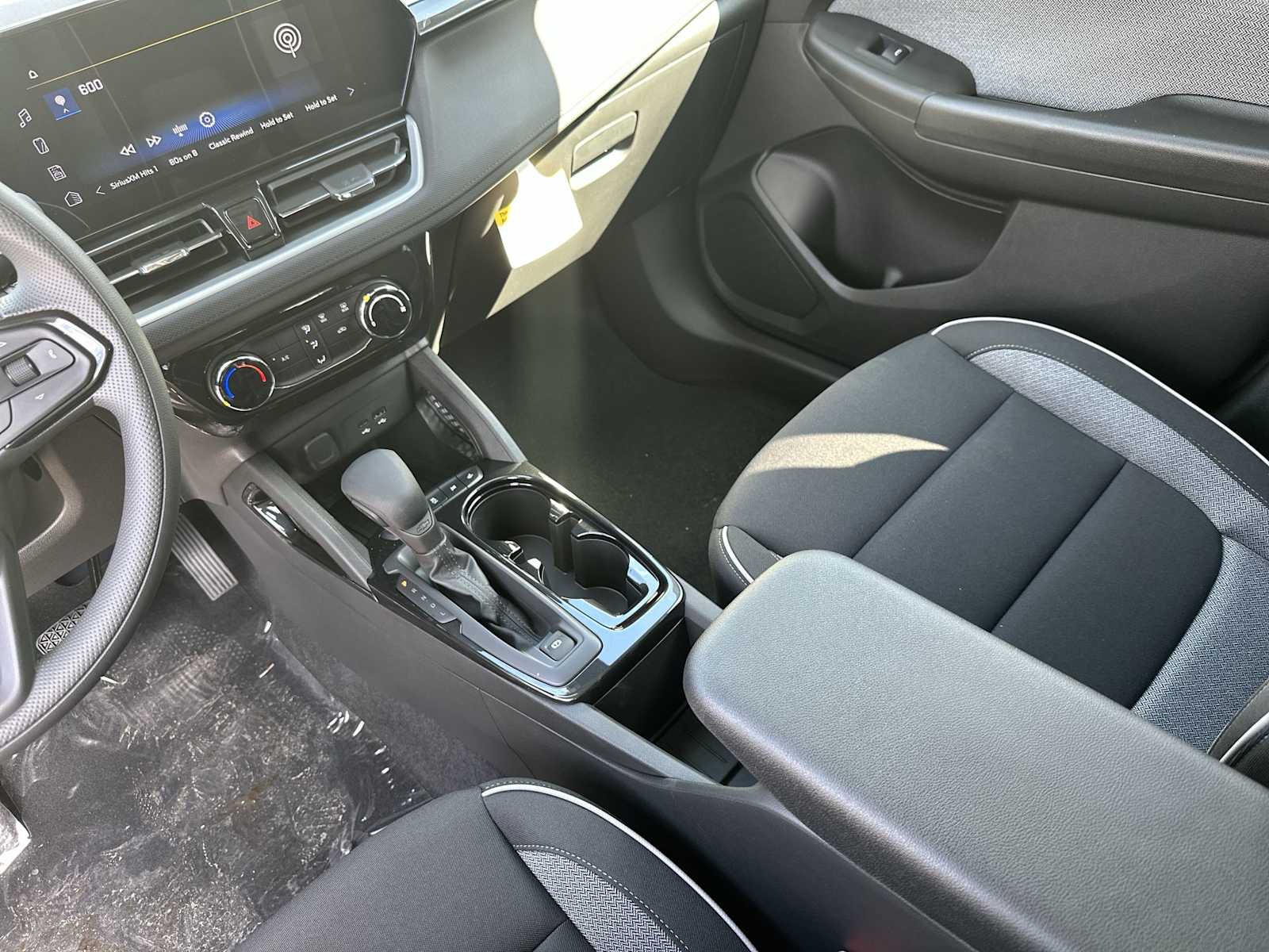 Thumbnail: 2026 Chevrolet TrailBlazer - 21