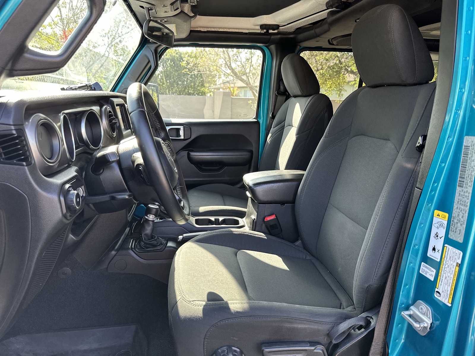 Thumbnail: 2019 Jeep Wrangler - 15