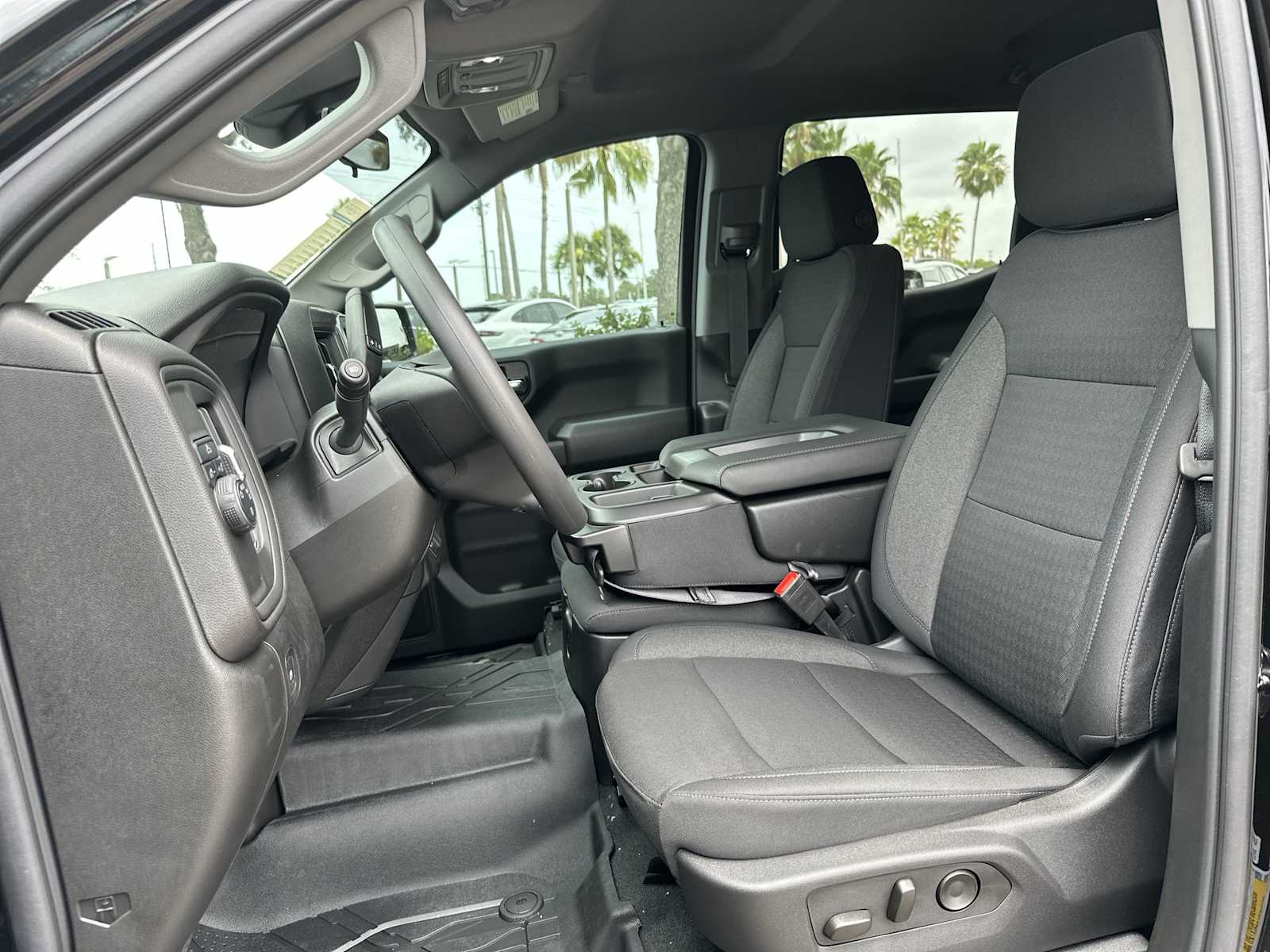 Thumbnail: 2025 Chevrolet Silverado 1500 - 15