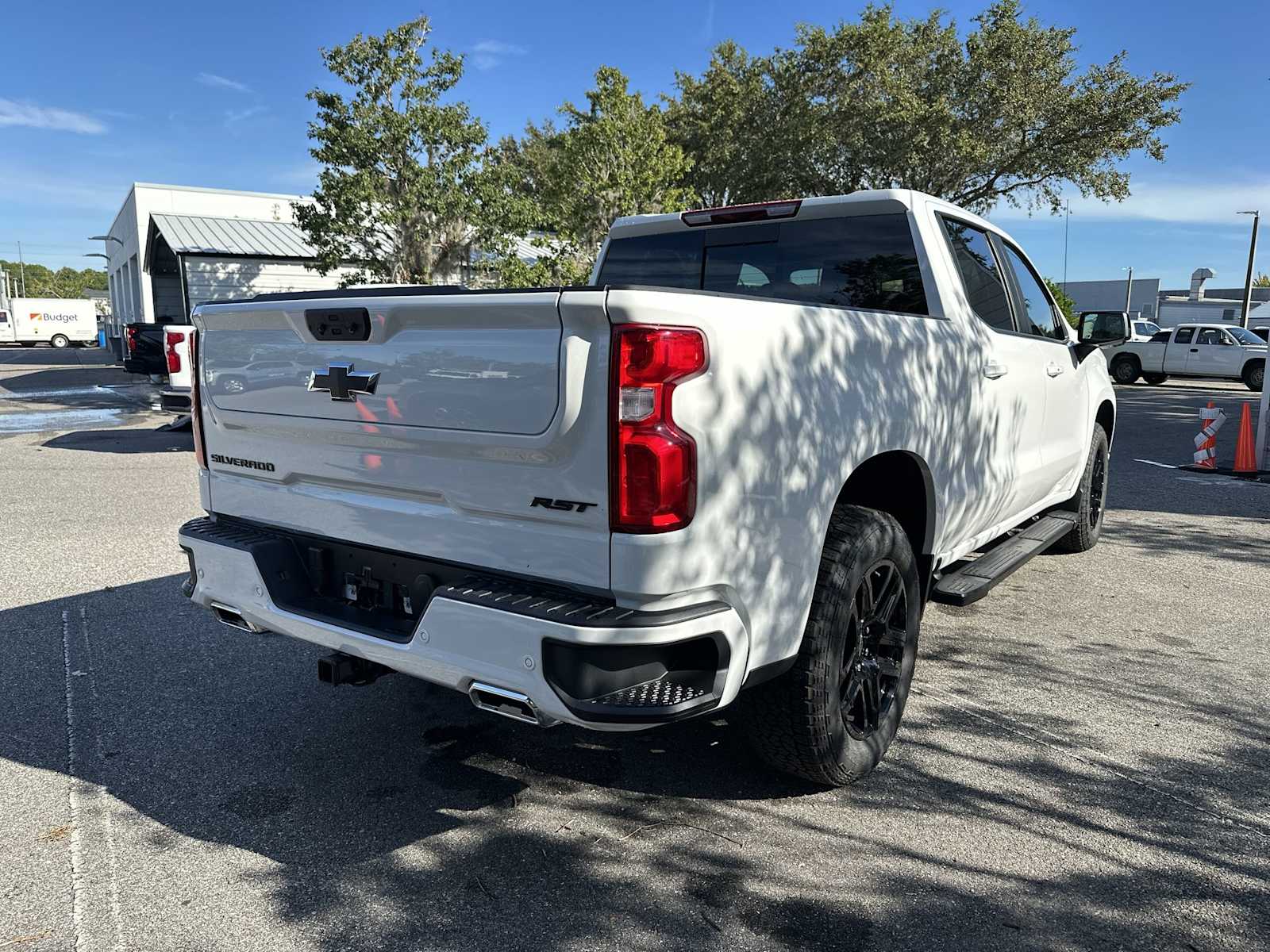 Thumbnail: 2026 Chevrolet Silverado 1500 - 6