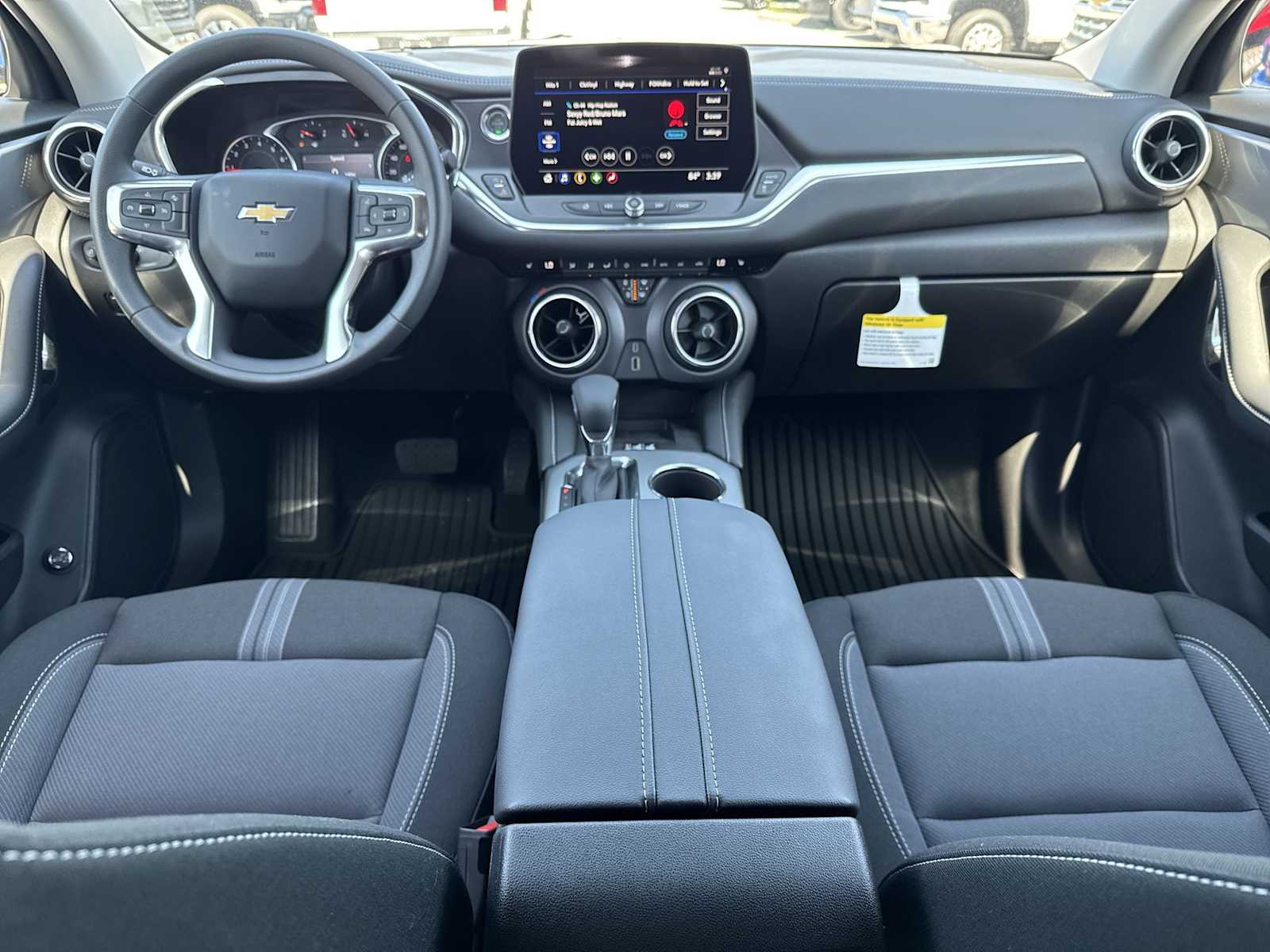 Thumbnail: 2025 Chevrolet Blazer - 19