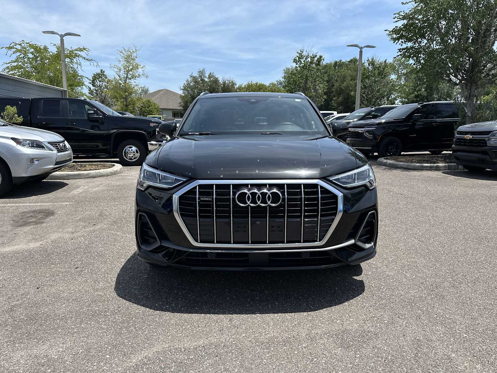 Thumbnail: 2024 Audi Q3 - 9