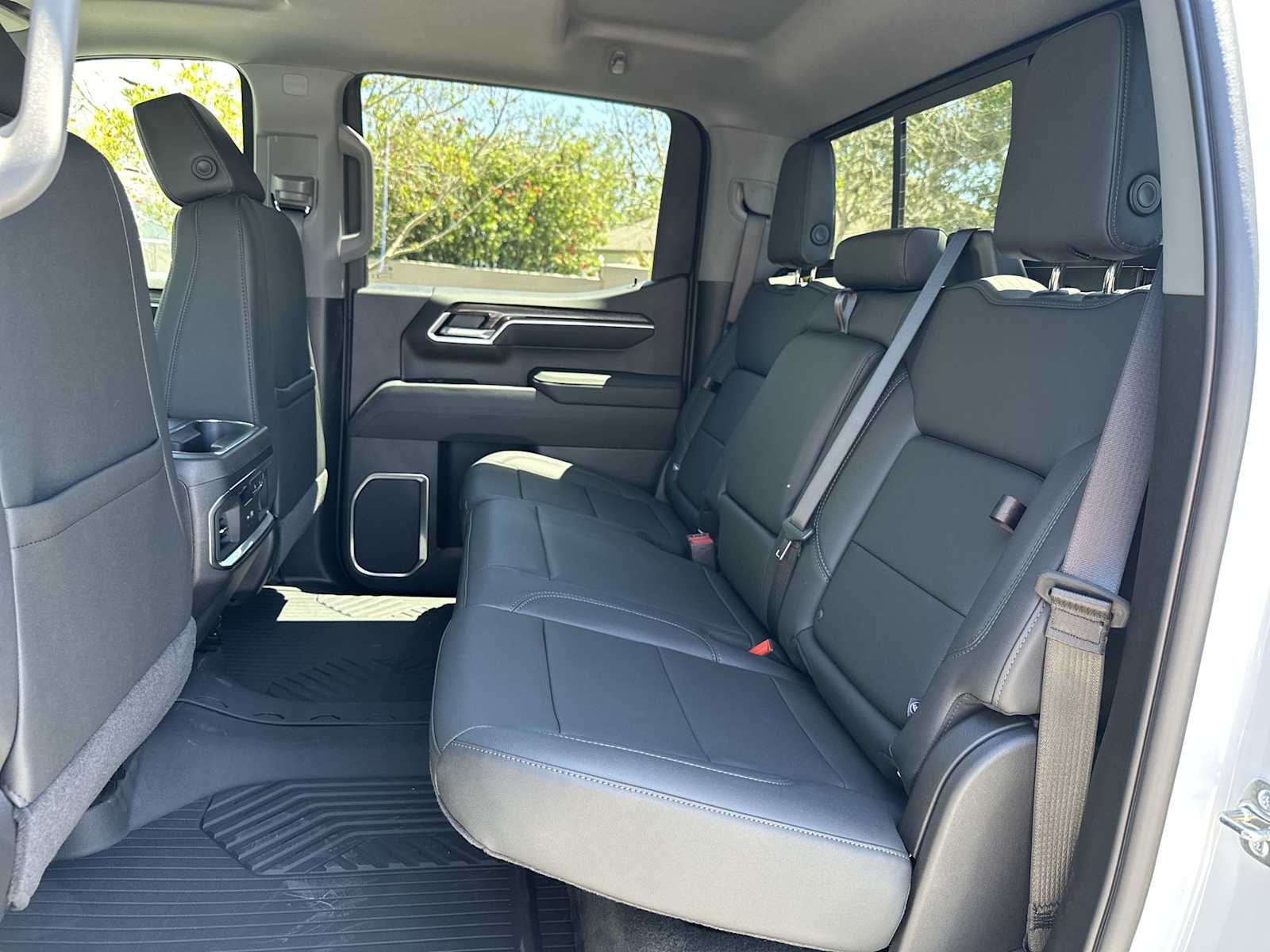 Thumbnail: 2026 Chevrolet Silverado 1500 - 17