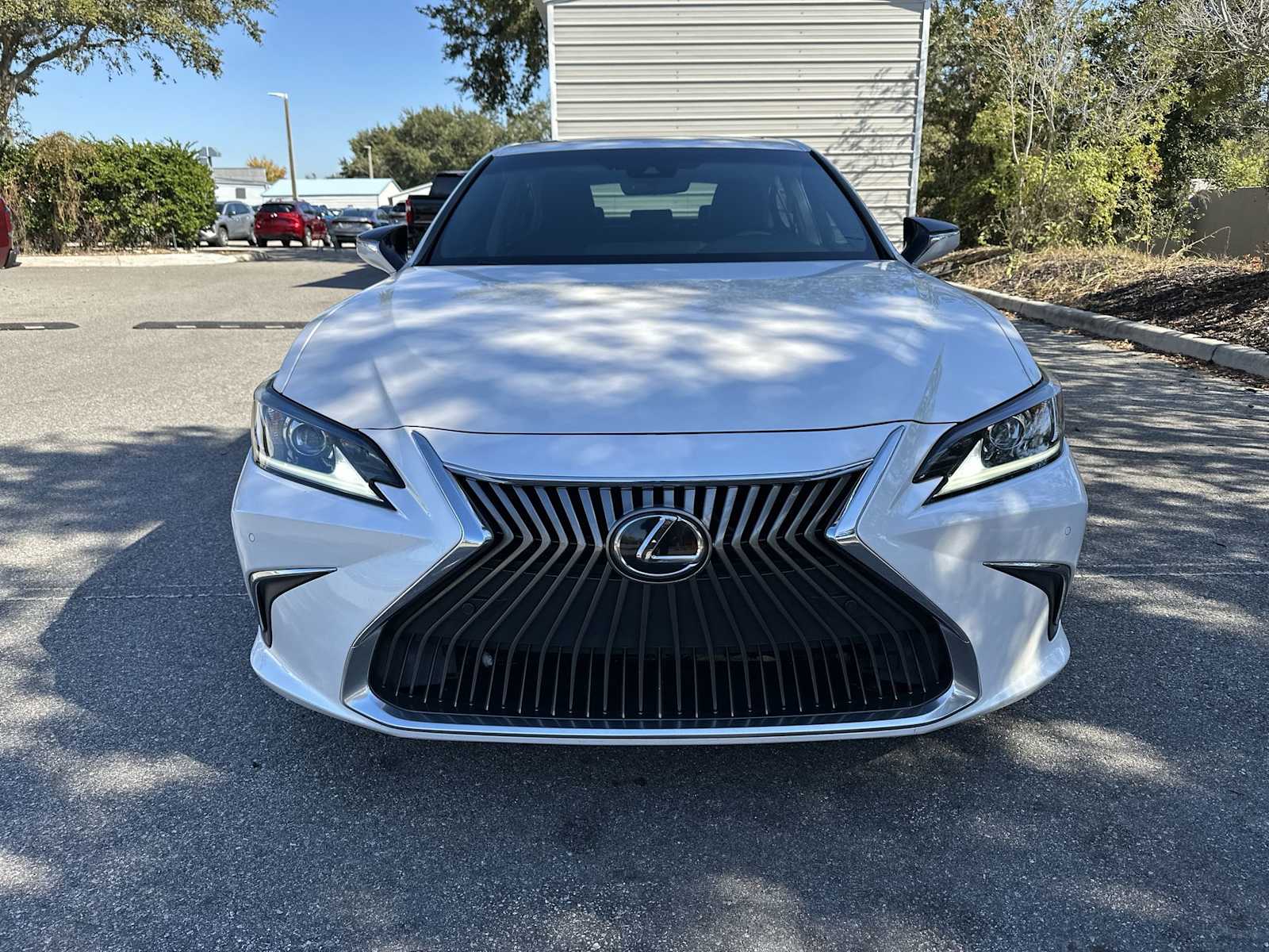 Thumbnail: 2021 Lexus ES - 9