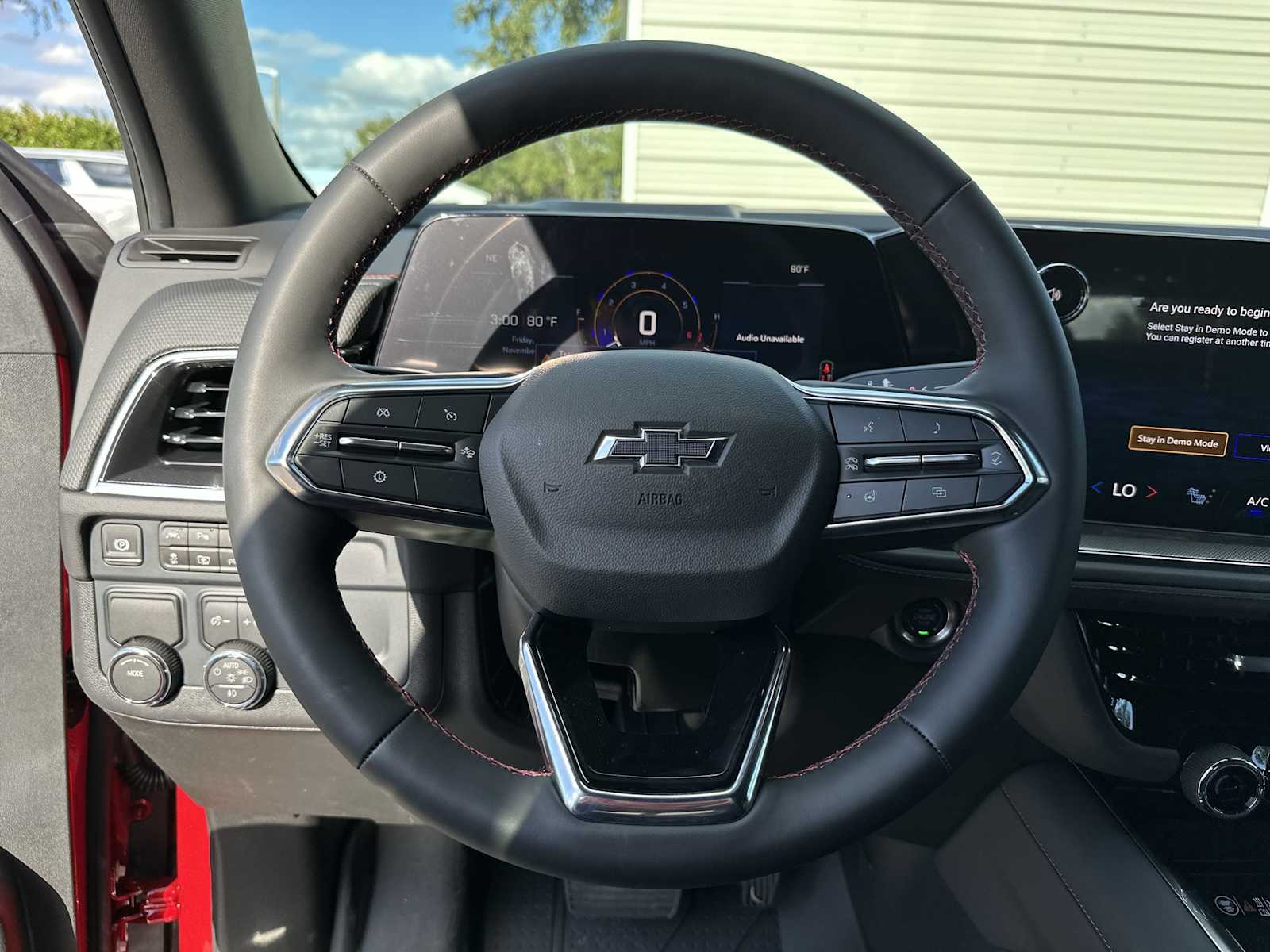 Thumbnail: 2026 Chevrolet Suburban - 21