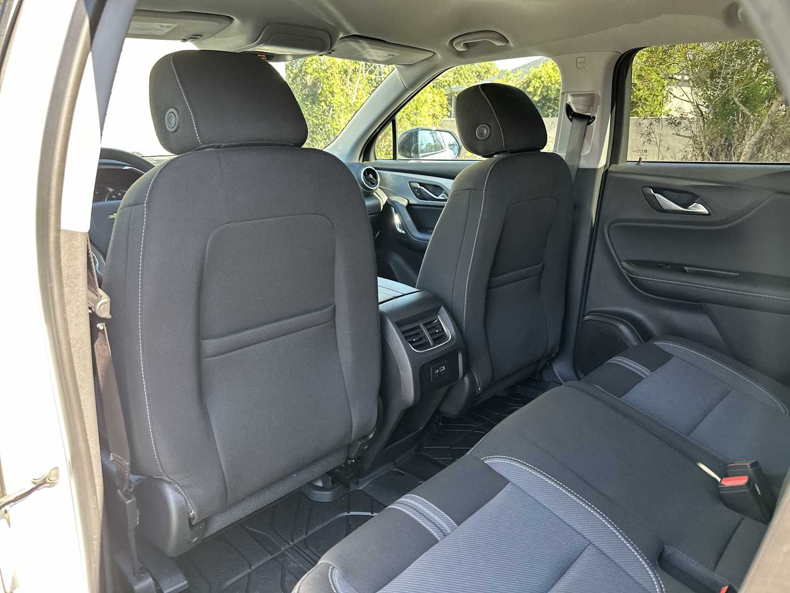 Thumbnail: 2023 Chevrolet Blazer - 16