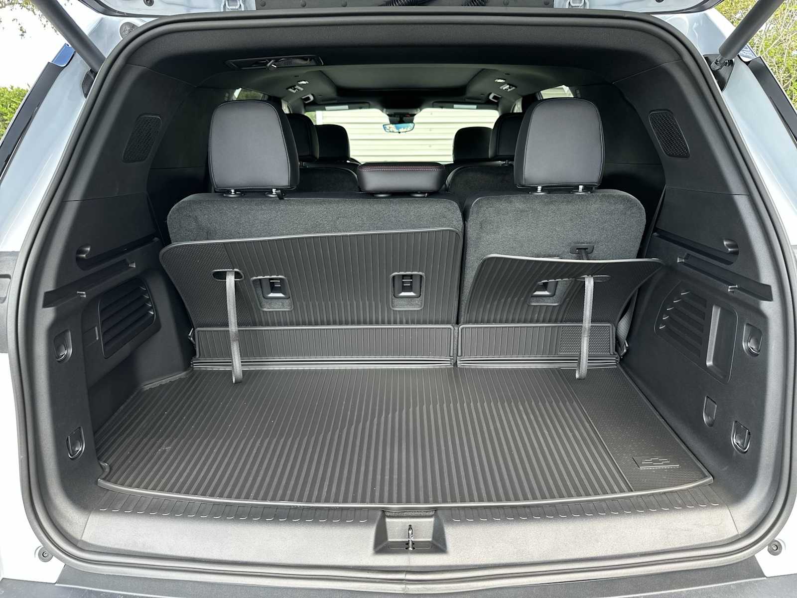 Thumbnail: 2026 Chevrolet Traverse - 26