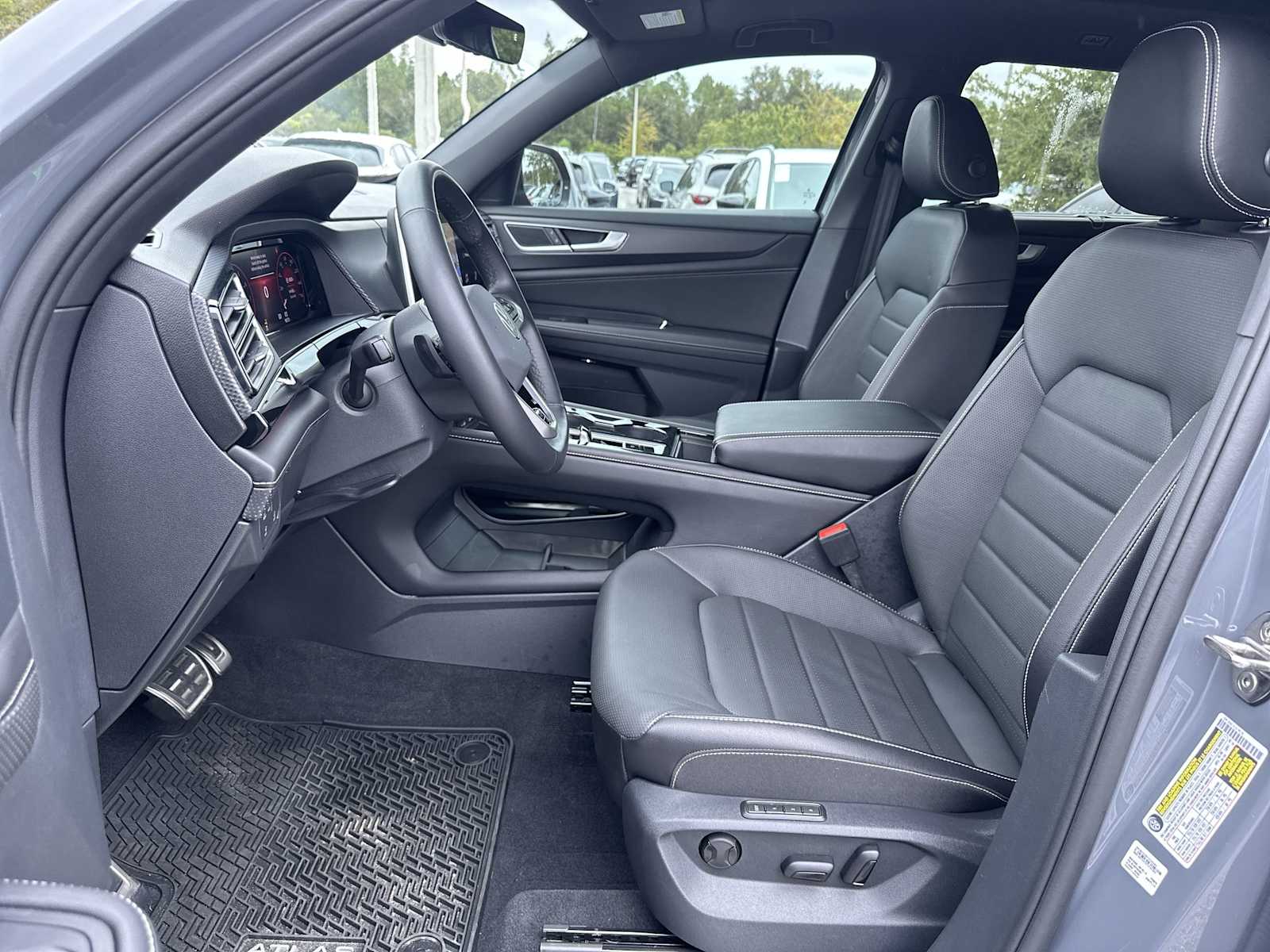 Thumbnail: 2024 Volkswagen Atlas - 15