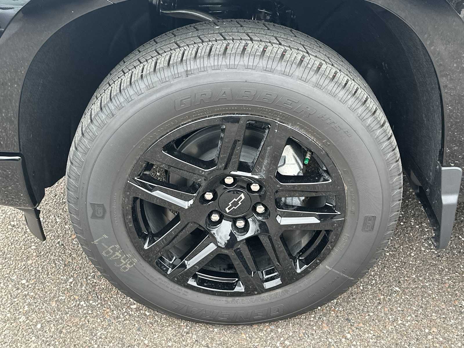 Thumbnail: 2026 Chevrolet Silverado 1500 - 12