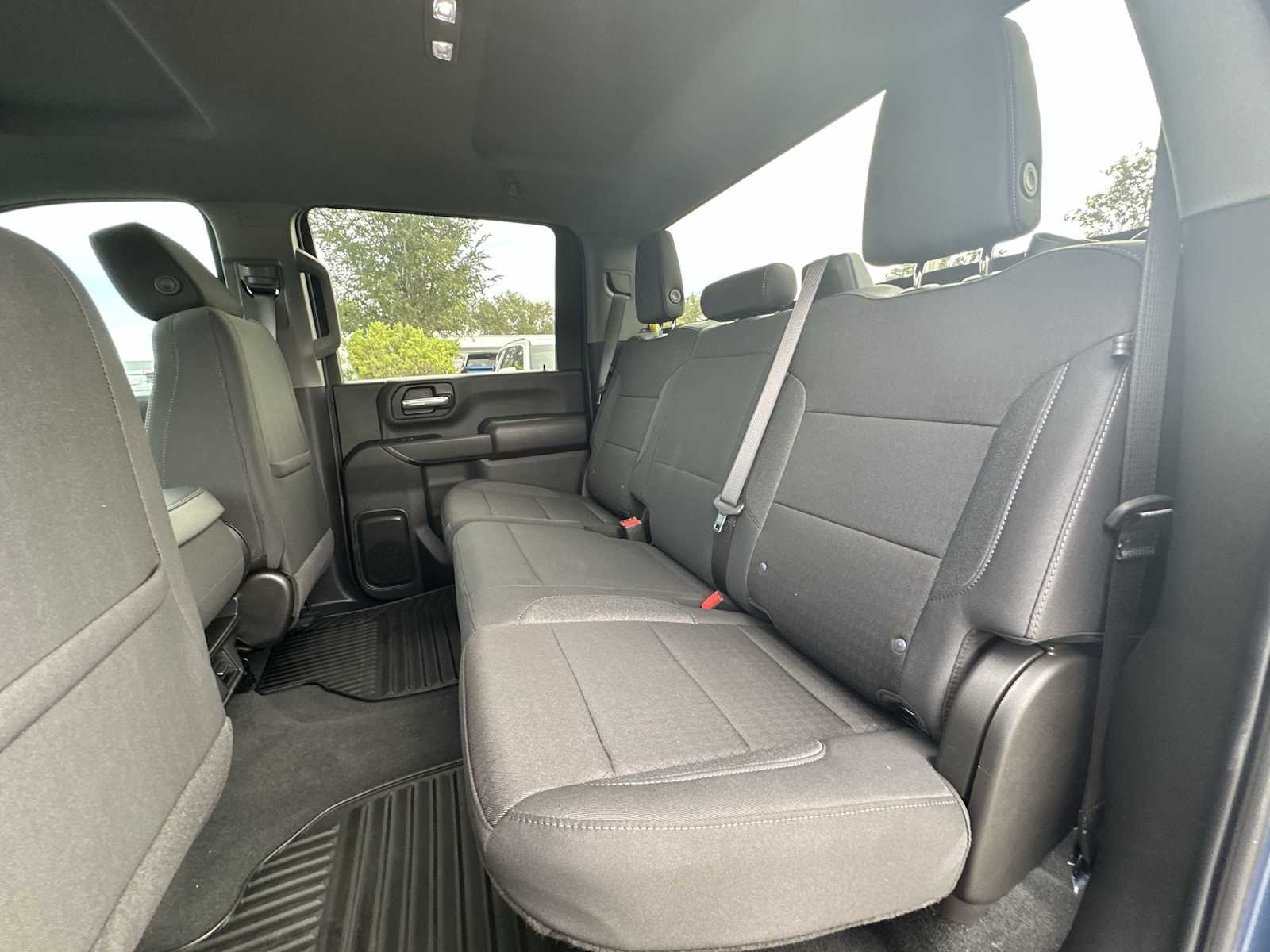 Thumbnail: 2025 Chevrolet Silverado 2500 - 17