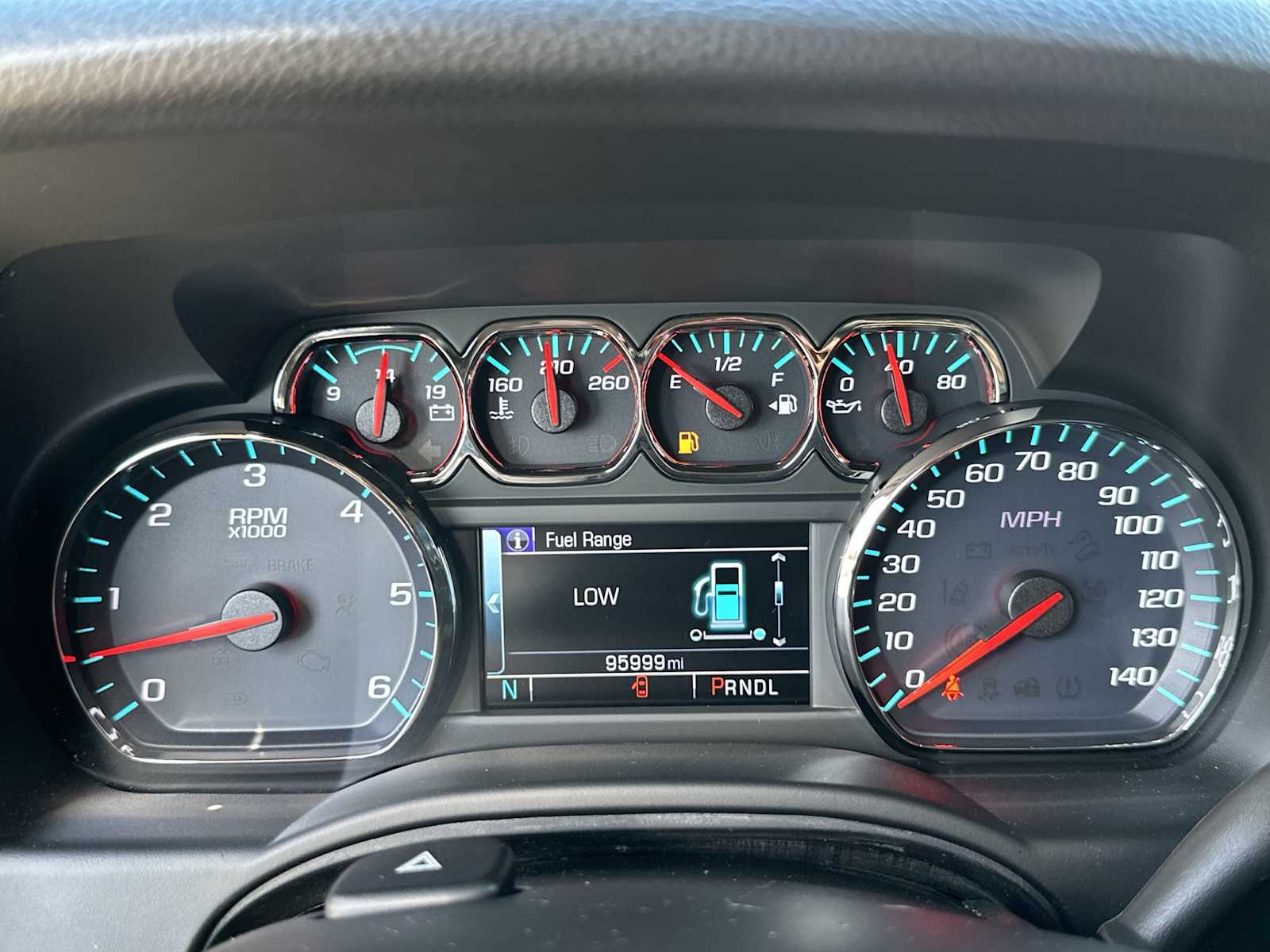 Thumbnail: 2020 Chevrolet Tahoe - 24